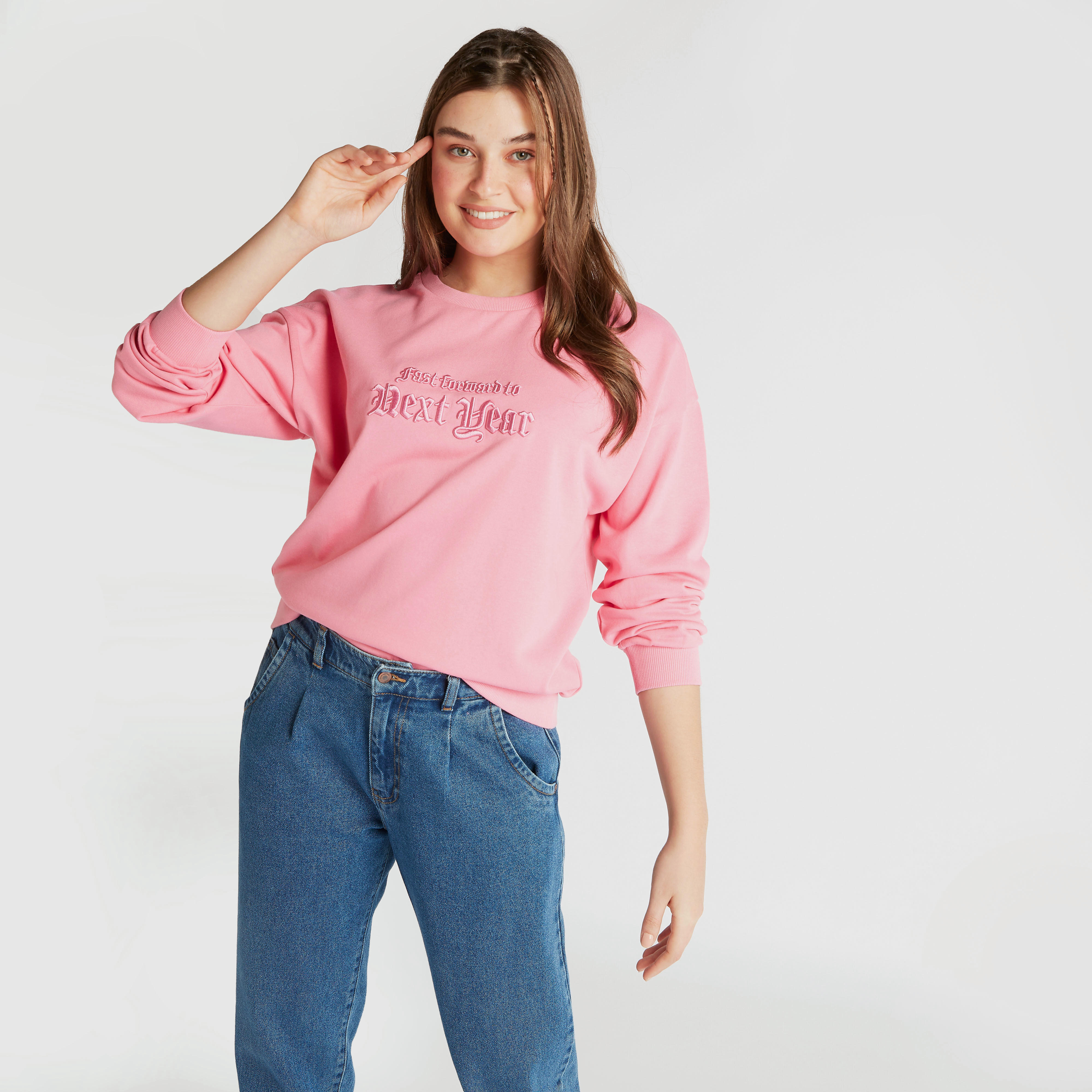 Embroidered Crew Neck Oversized Sweatshirt with Long Sleeves-women-winterwear-hoodiesandsweatshirts-sweatshirts-image-1