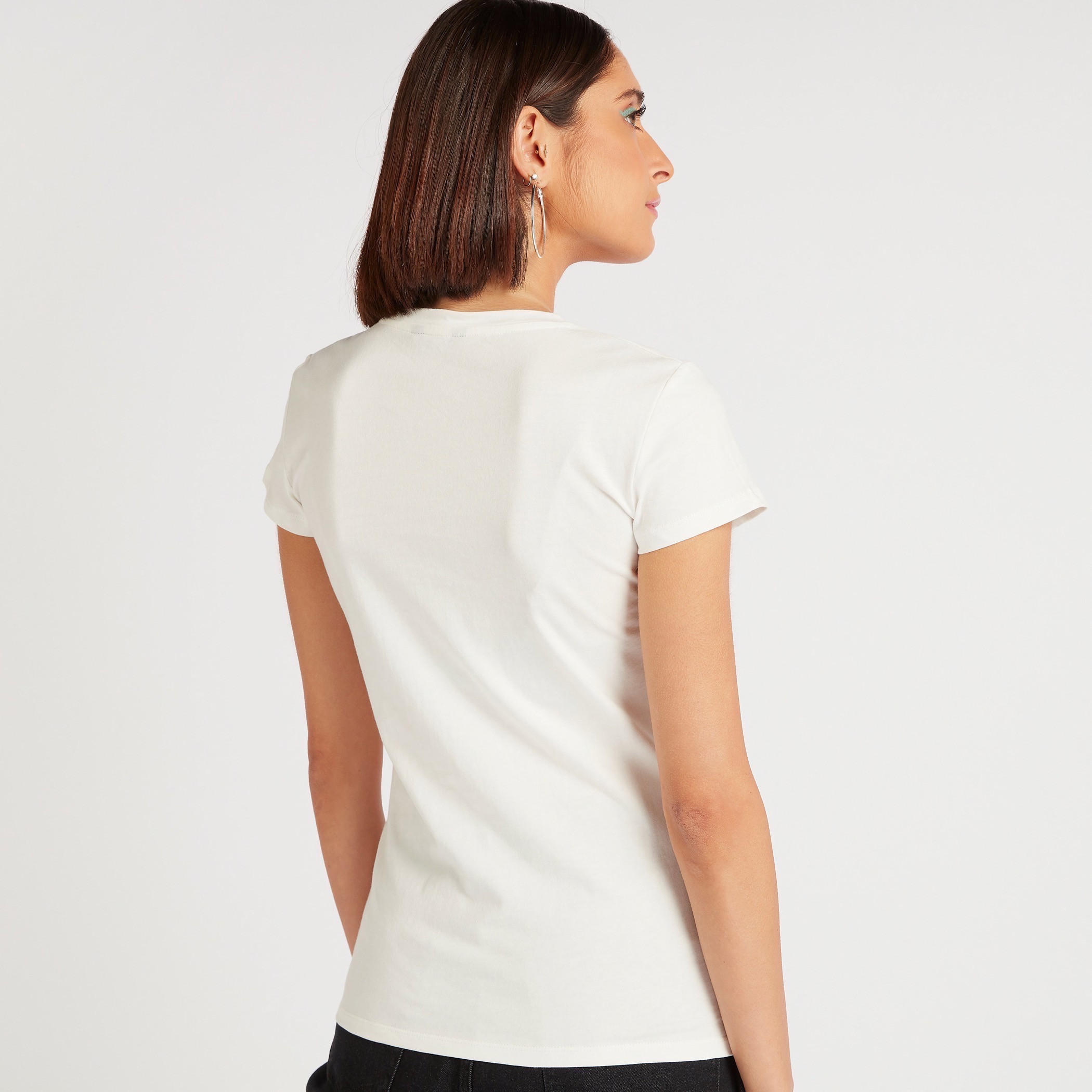 تيشيرت بياقة ضيّقة وأكمام كاب وطبعات أبراج فلكية-women-clothing-tshirts-image-4