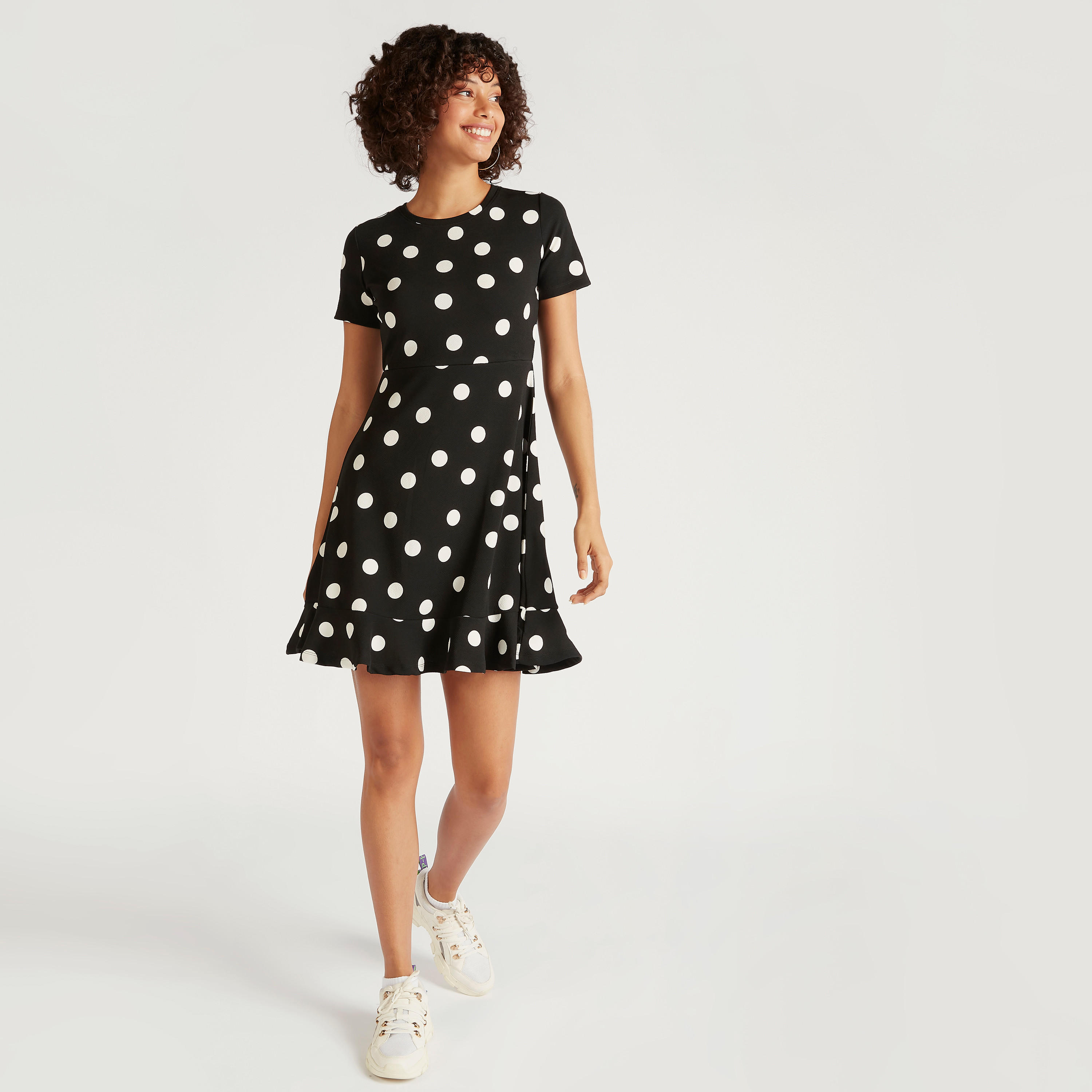 فستان قصير إيه لاين بطبعات منقّطة وأكمام قصيرة-women-clothing-dresses-image-2