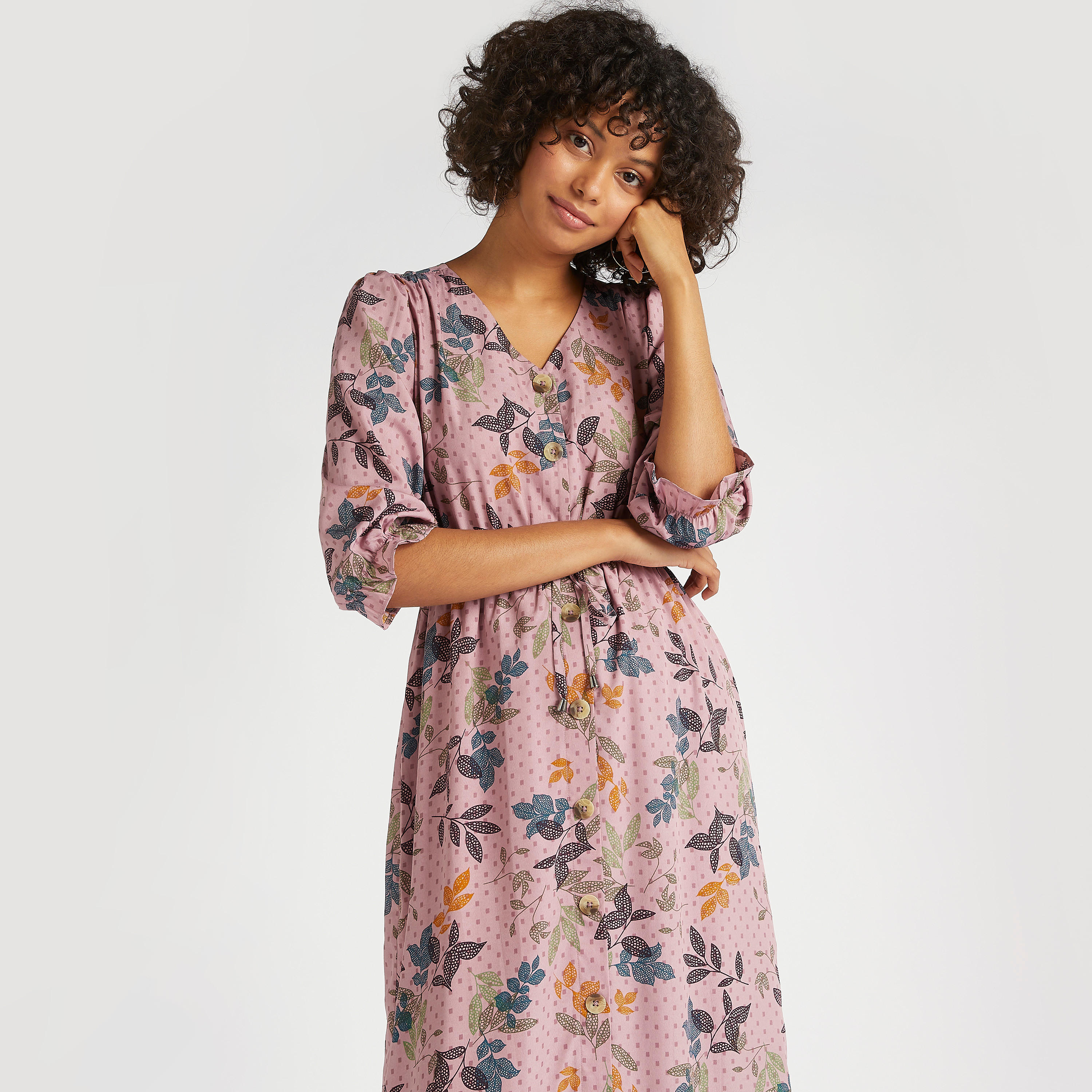 فستان ميدي إيه لاين بياقة v وطبعات أزهار وأكمام 3/4-women-clothing-dresses-image-2