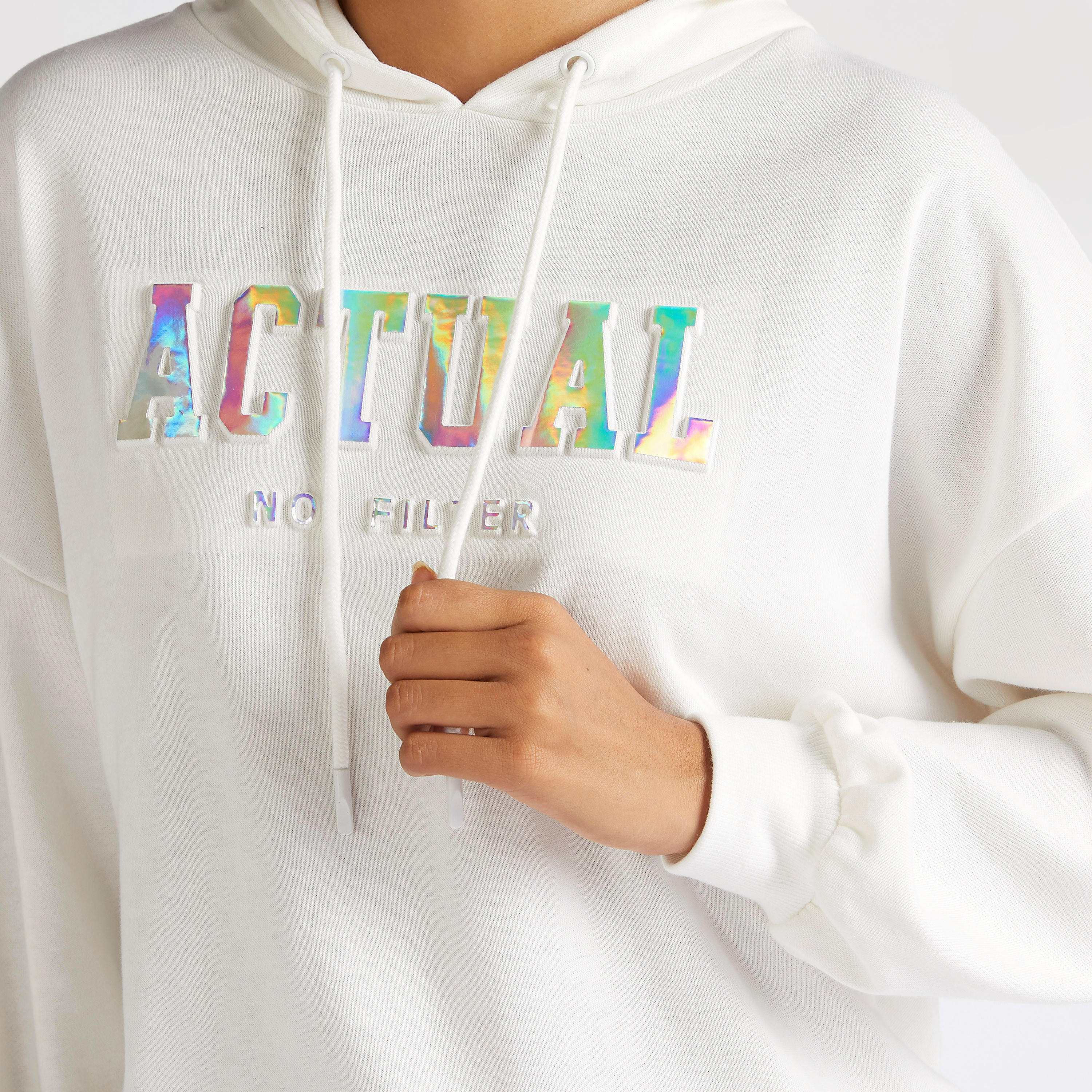 سويت شيرت بأكمام طويلة وقبّعة وطبعات-women-winterwear-hoodiesandsweatshirts-sweatshirts-image-2