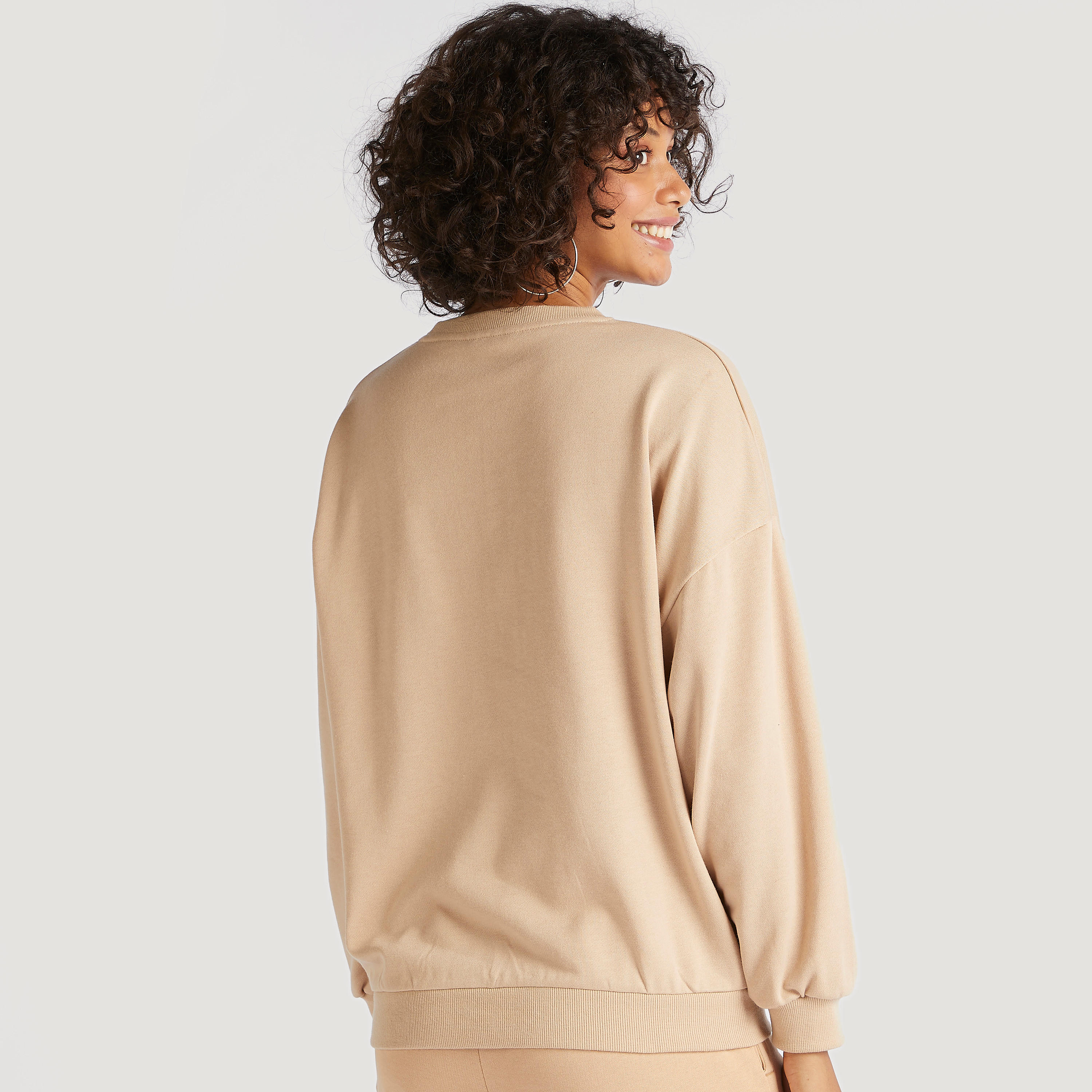 Printed Crew Neck Sweatshirt with Long Sleeves-women-winterwear-hoodiesandsweatshirts-sweatshirts-image-4