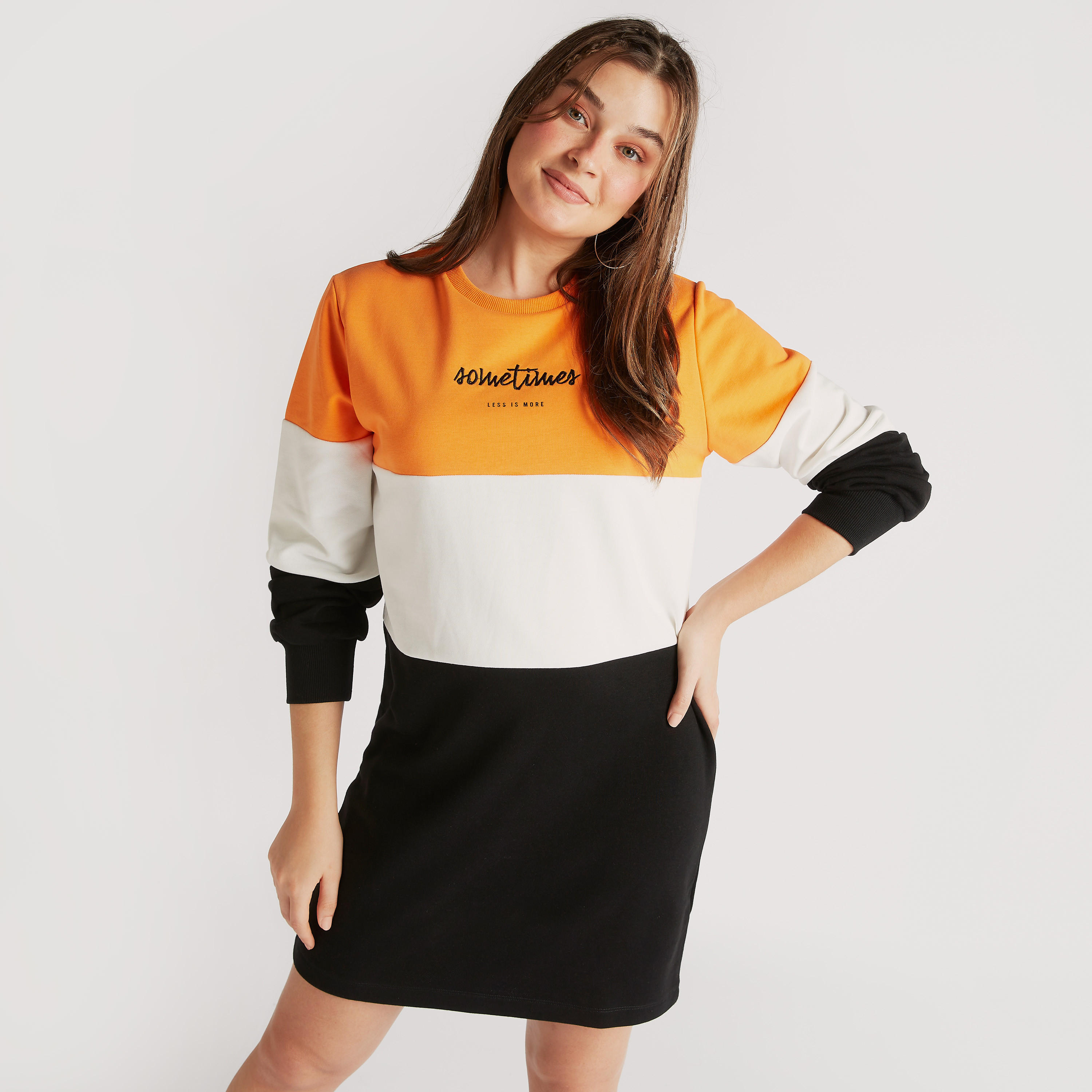 فستان جامبر قصير مطرّز بأكمام طويلة-women-clothing-dresses-image-6