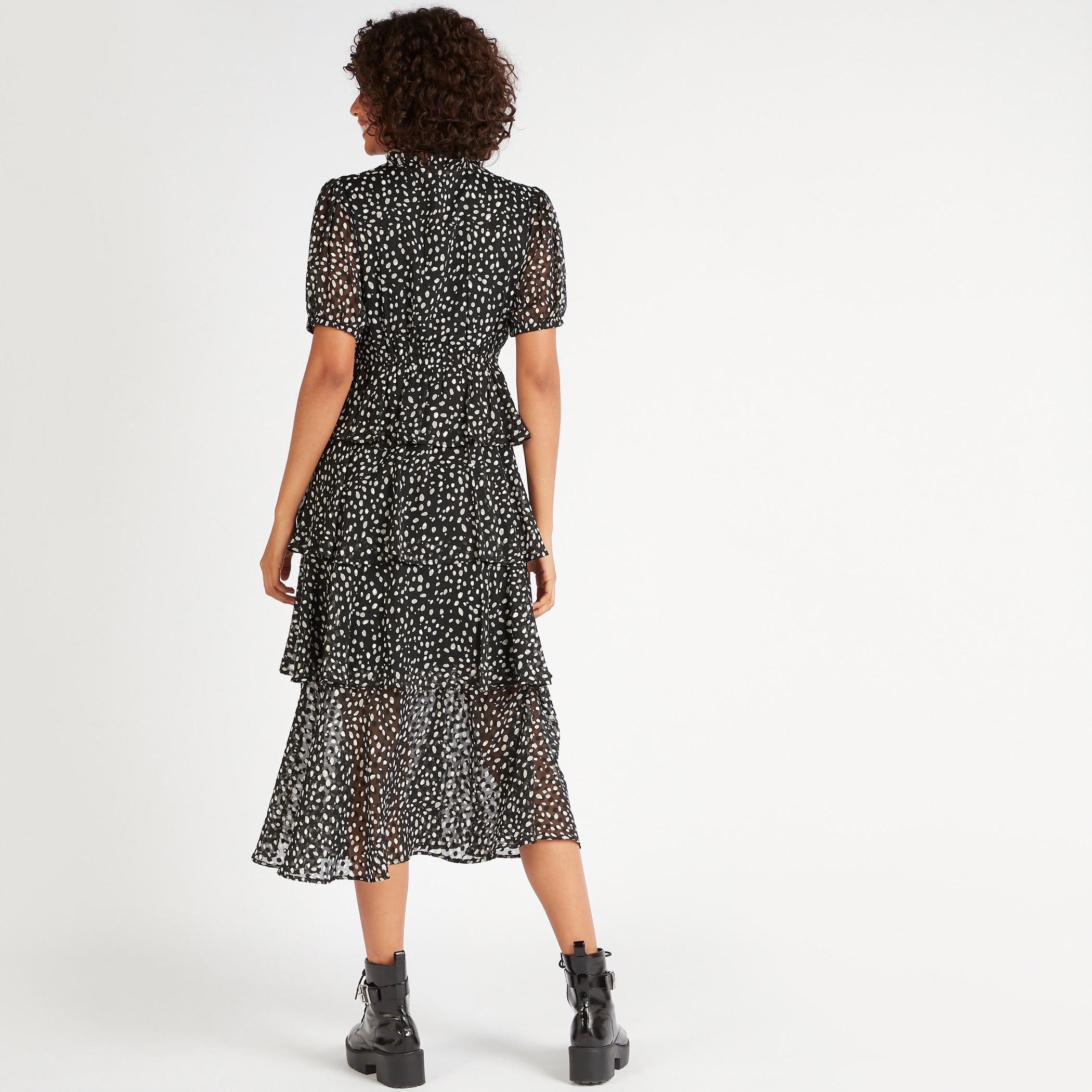 فستان ميدي إيه لاين بطبعات وياقة كشكش-women-clothing-dresses-image-4