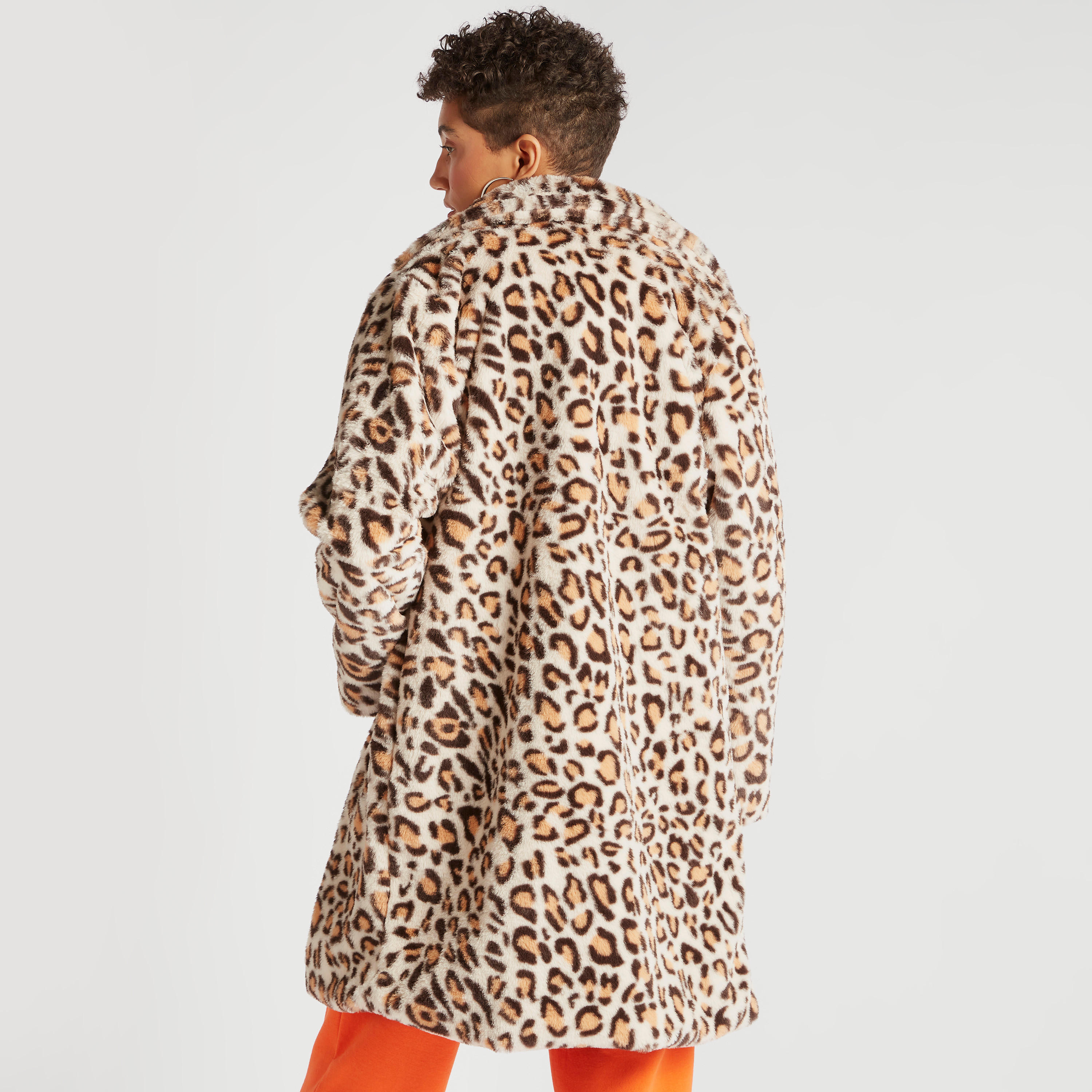 معطف فرو طويل بجيوب مع طبعات نمر-women-clothing-coatsandjackets-coats-image-3