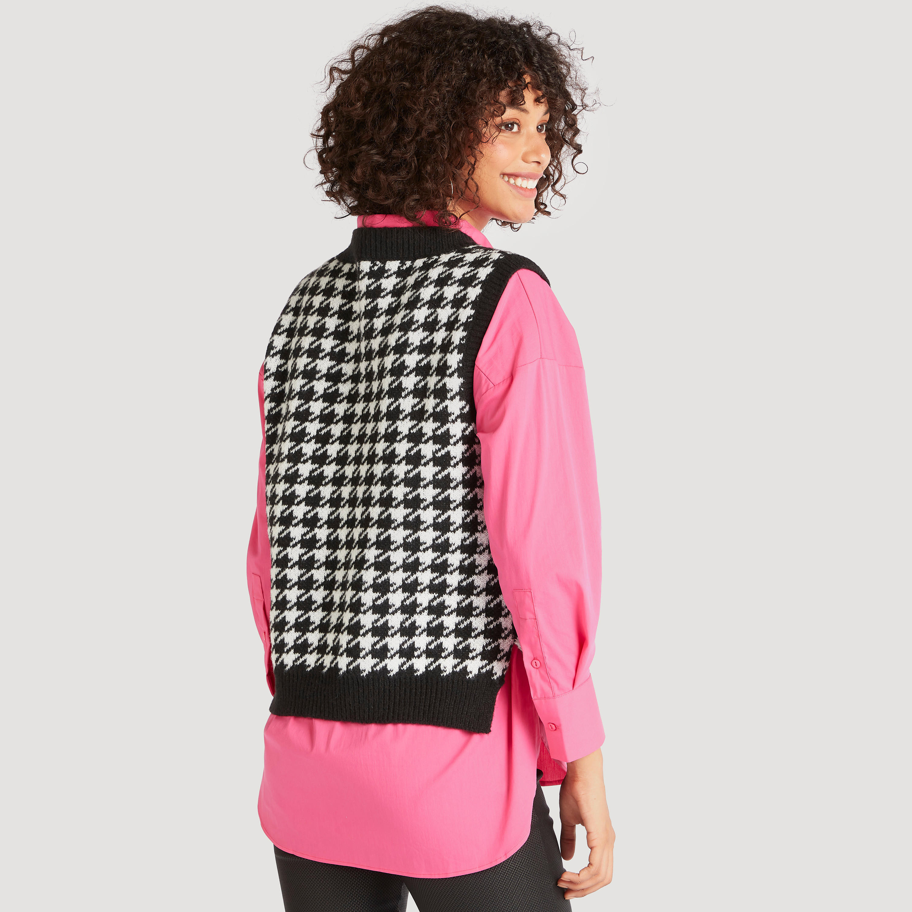 Checked V-neck Sleeveless Sweater-women-clothing-cardigansandjumpers-jumpers-image-4
