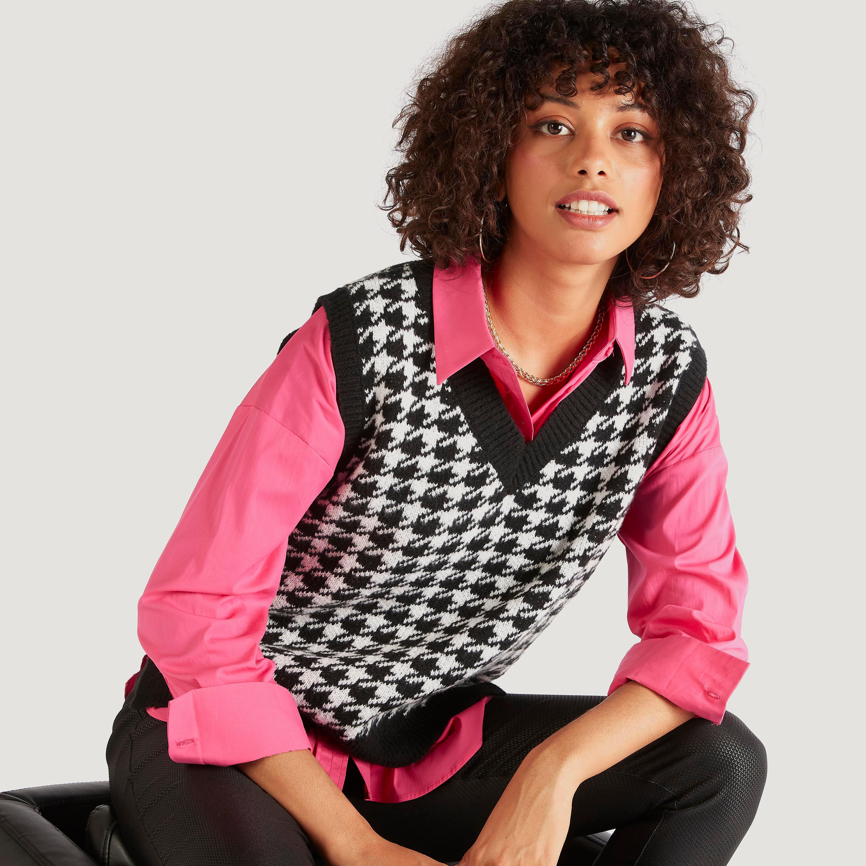 Checked V-neck Sleeveless Sweater-women-clothing-cardigansandjumpers-jumpers-image-6