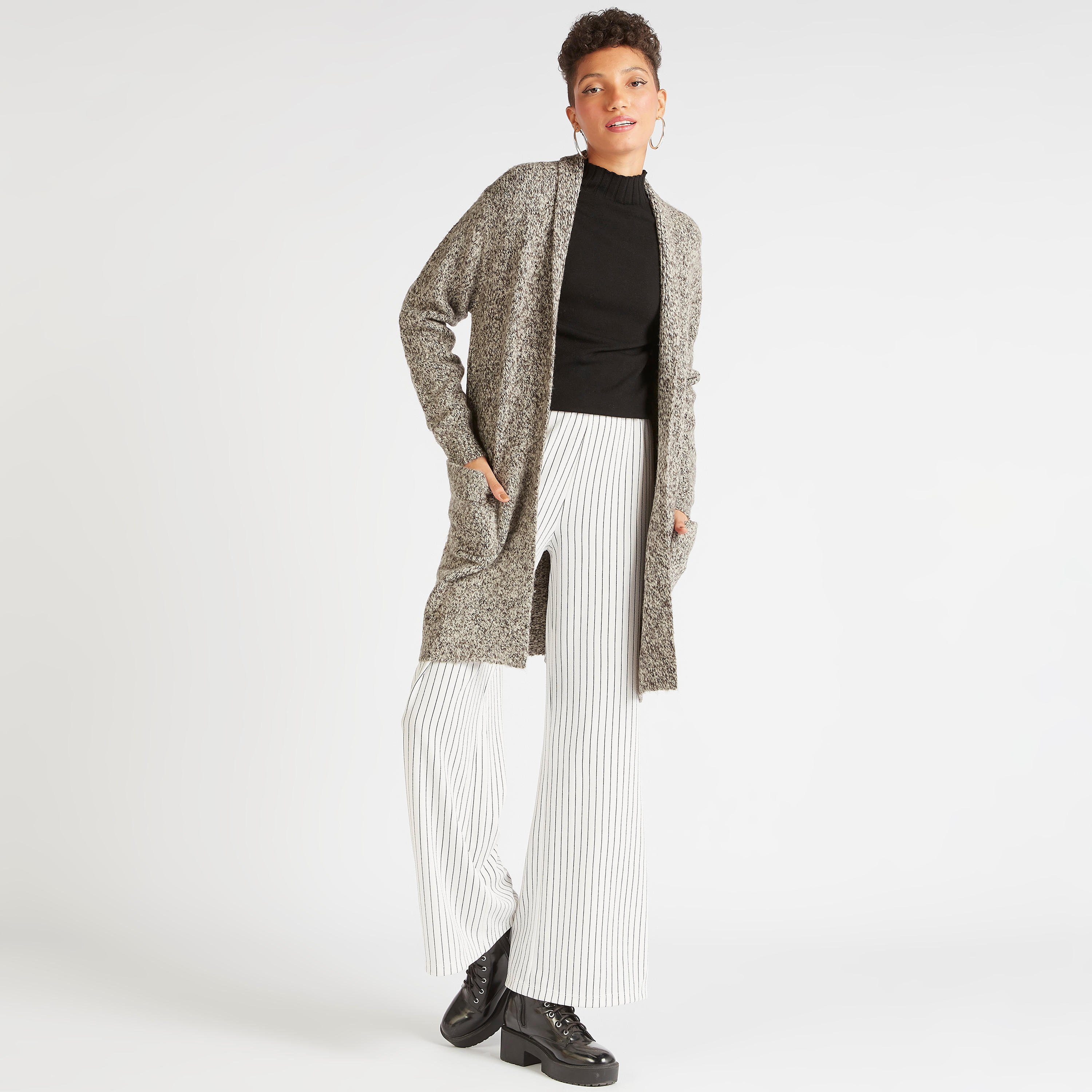 سترة بارزة الملمس بأكمام طويلة وجيوب-women-winterwear-cardigansandjumpers-cardigans-image-2
