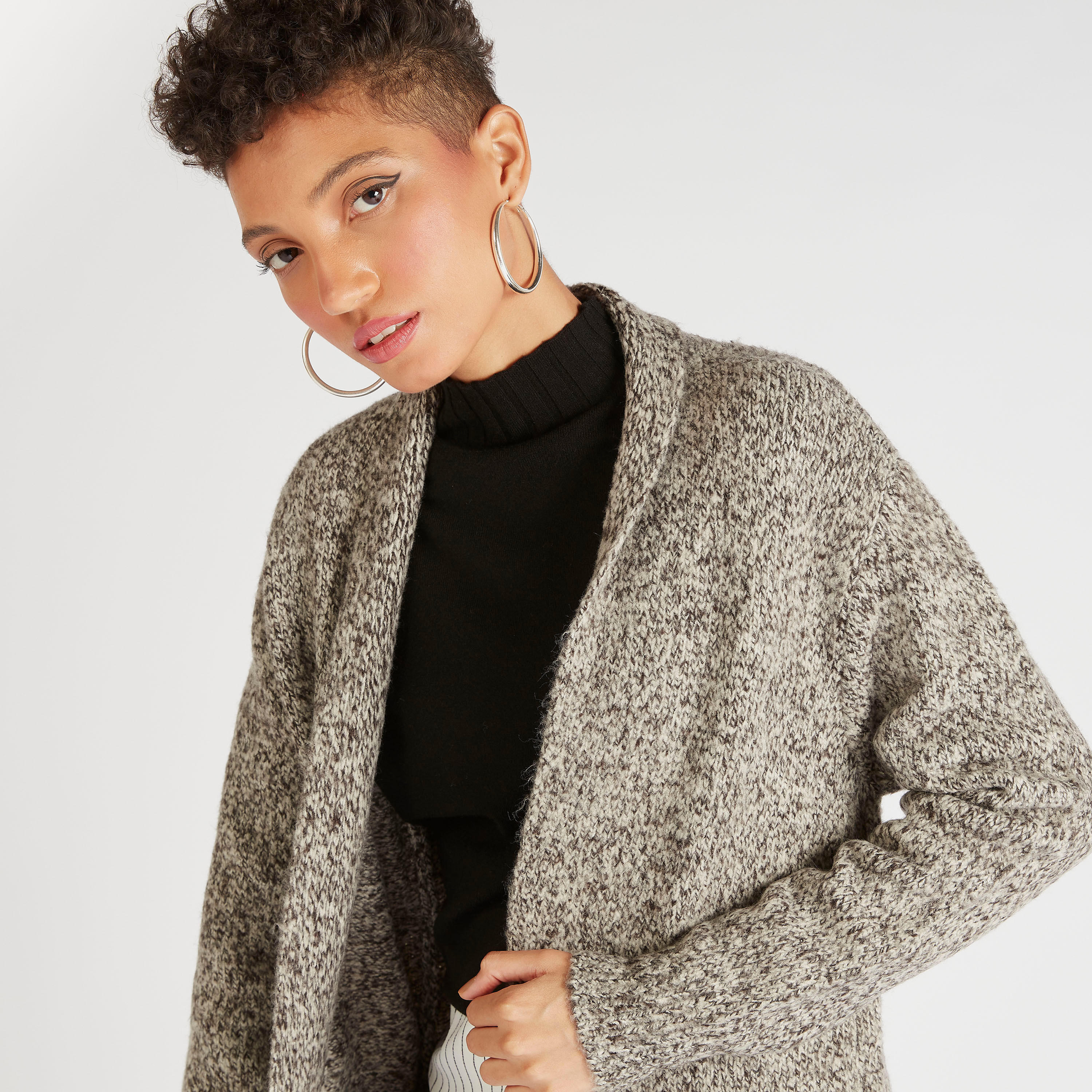سترة بارزة الملمس بأكمام طويلة وجيوب-women-winterwear-cardigansandjumpers-cardigans-image-5
