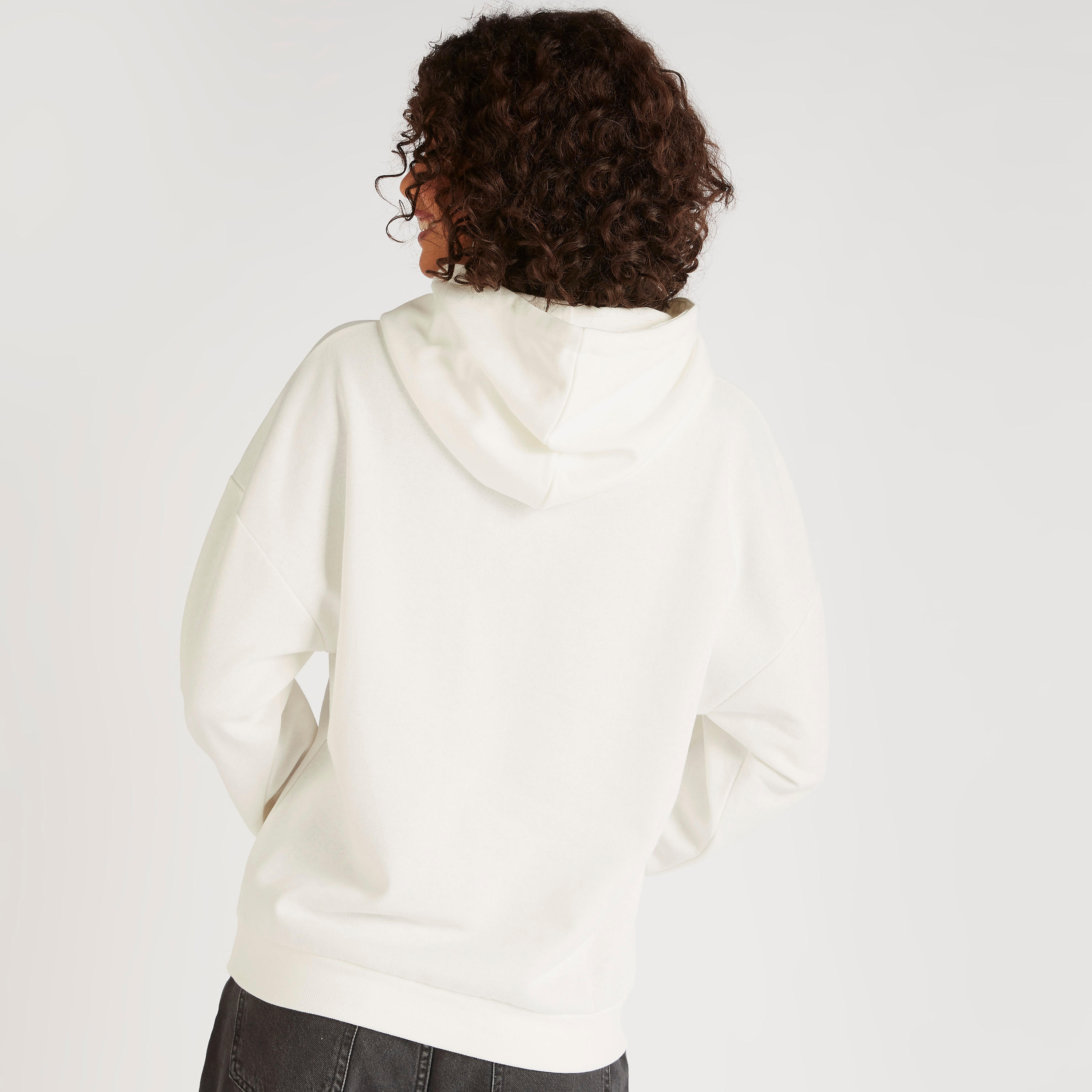 هودي بأكمام طويلة وطبعات-women-winterwear-hoodiesandsweatshirts-sweatshirts-image-4