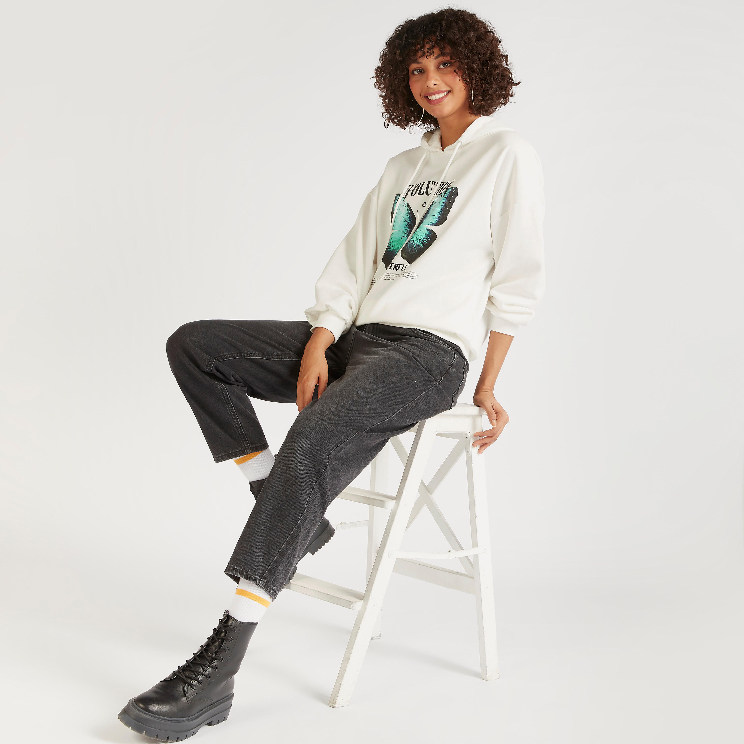 هودي بأكمام طويلة وطبعات-women-winterwear-hoodiesandsweatshirts-sweatshirts-image-6