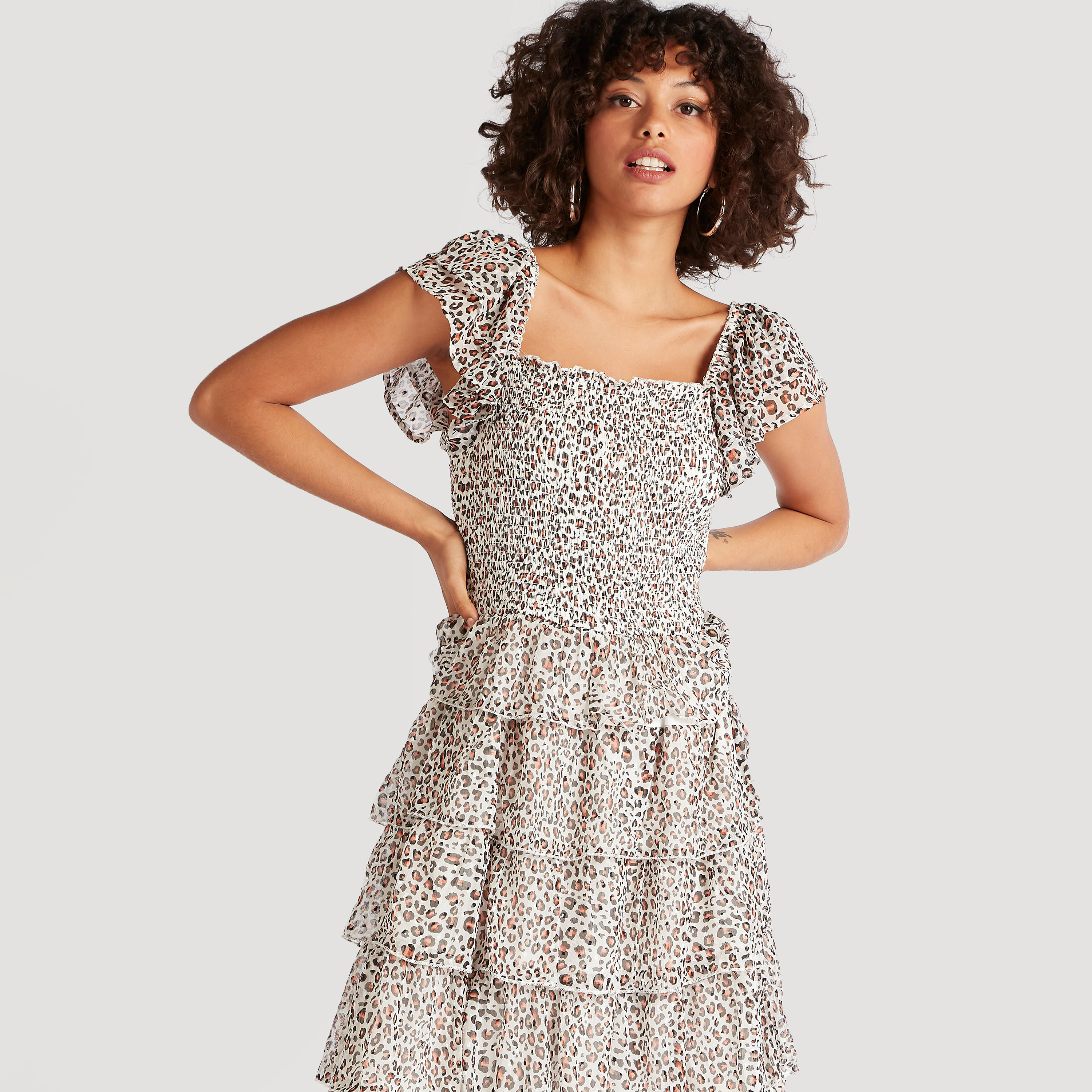فستان ميدي إيه لاين بطبعات حيوانات وتفاصيل كشكش-women-clothing-dresses-image-5