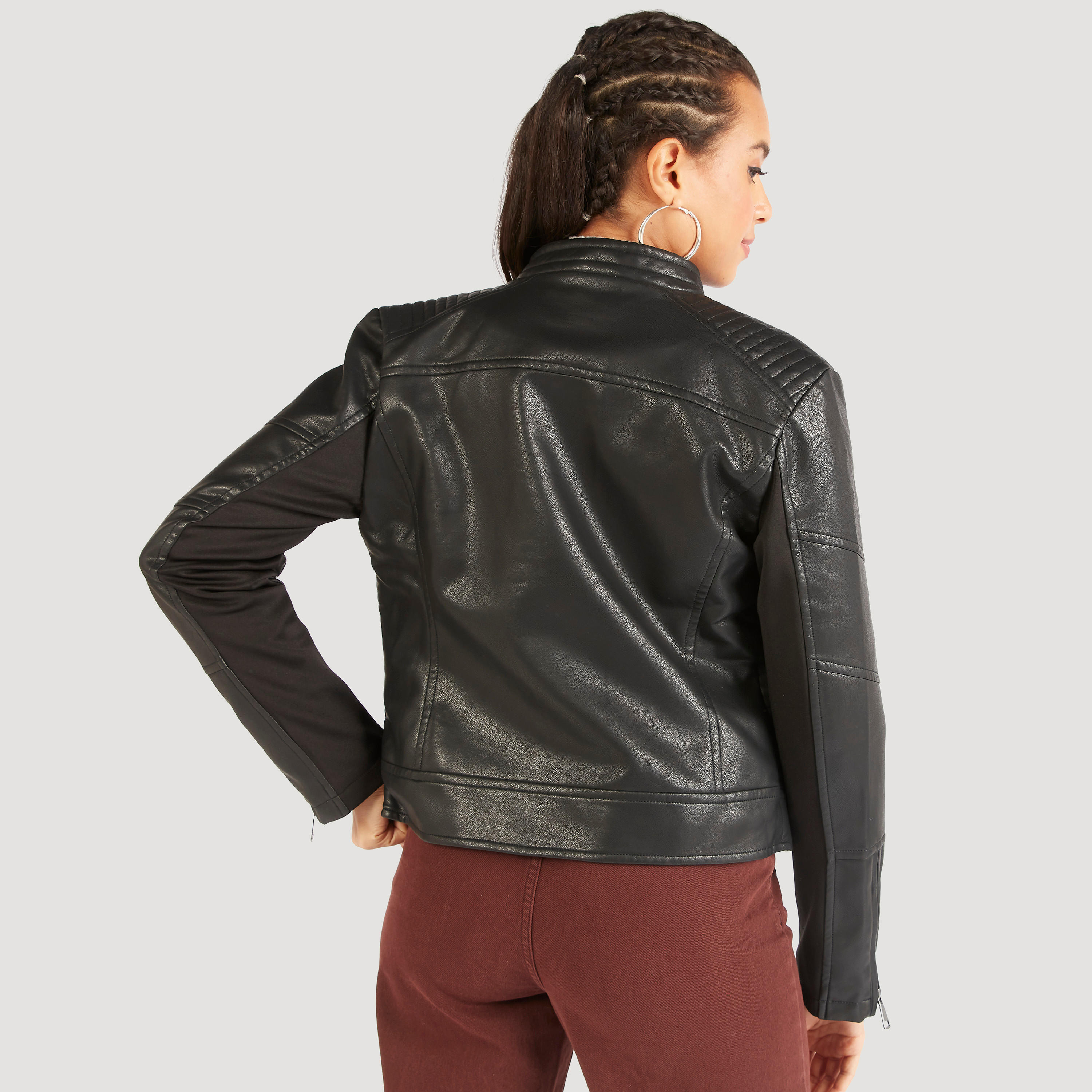جاكيت بايكر بسحّاب وأكمام طويلة وجيوب-women-winterwear-coatsandjackets-jackets-image-4