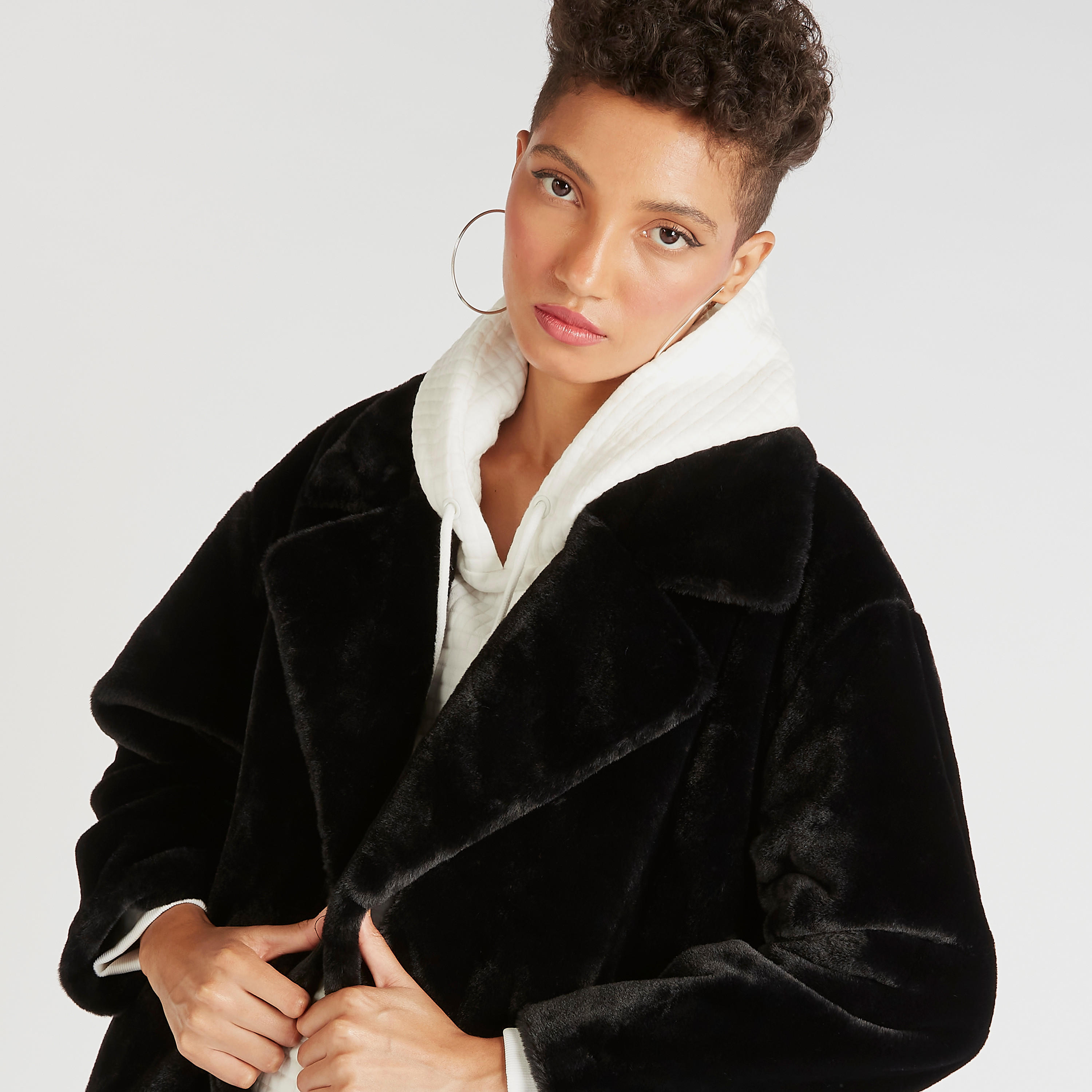 جاكيت طويل بارز الملمس بياقة عادية-women-winterwear-coatsandjackets-jackets-image-2