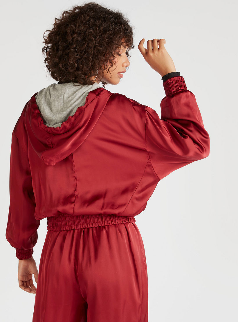 جاكيت سادة بسحّاب مع أكمام طويلة وقبّعة-women-winterwear-coatsandjackets-jackets-image-2