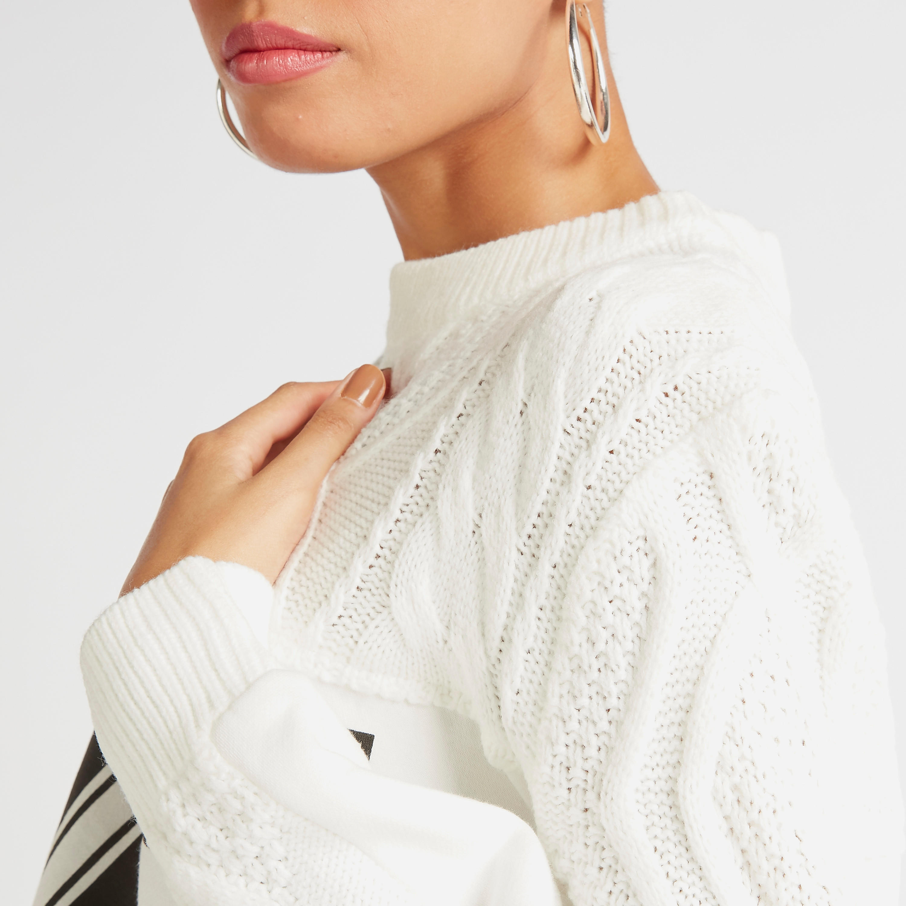 كنزة بشرائط وياقة ضيّقة وأكمام طويلة-women-clothing-cardigansandjumpers-jumpers-image-1