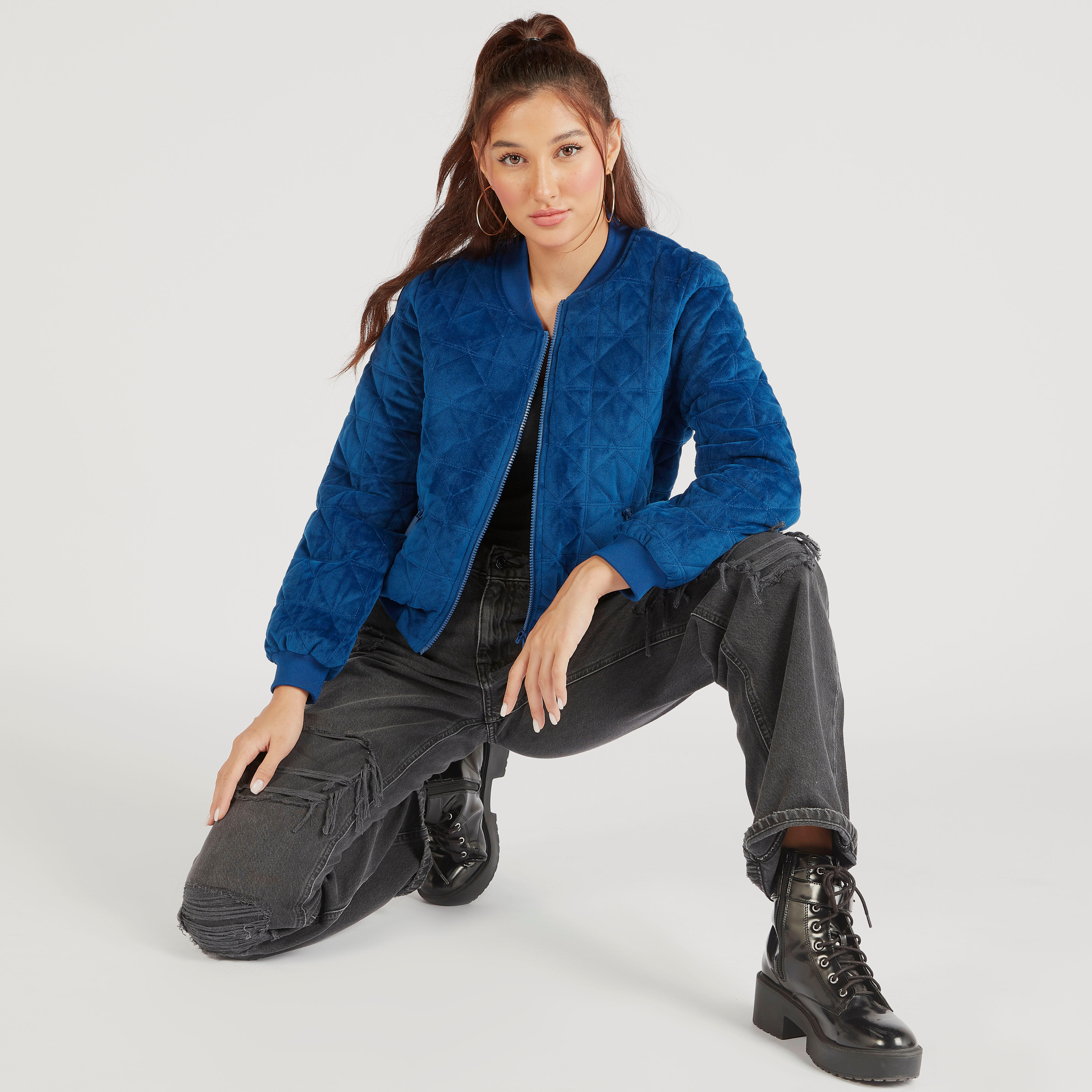 جاكيت بومبر مبطّن بسحّاب وجيوب وأكمام طويلة-women-winterwear-coatsandjackets-jackets-image-1