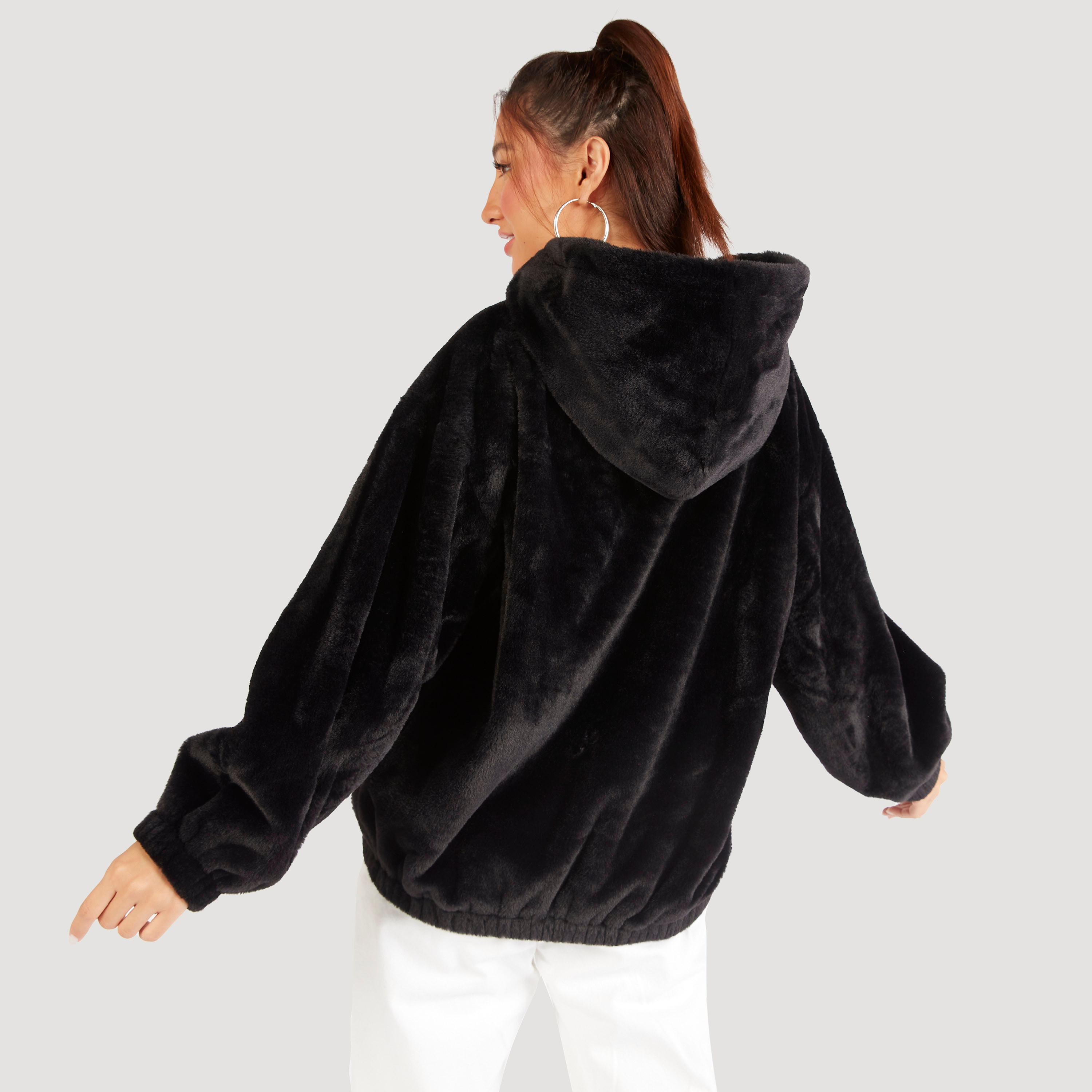 سويت شيرت بارز الملمس بأكمام طويلة وقبعة-women-winterwear-hoodiesandsweatshirts-hoodies-image-4
