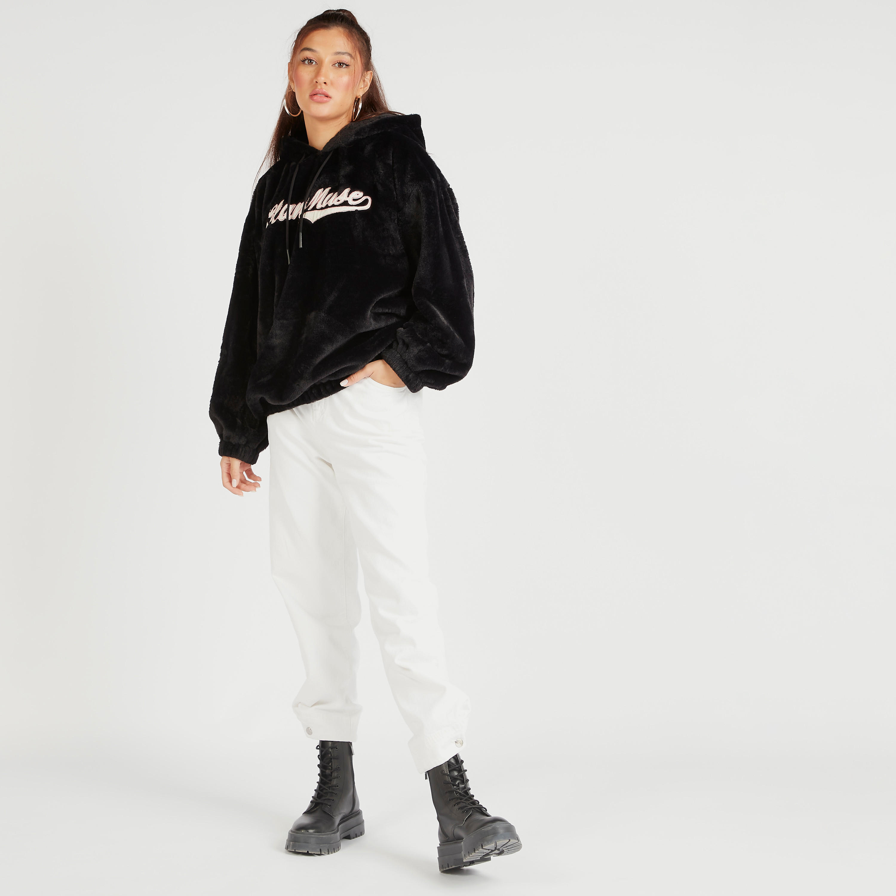 سويت شيرت بارز الملمس بأكمام طويلة وقبعة-women-winterwear-hoodiesandsweatshirts-hoodies-image-6