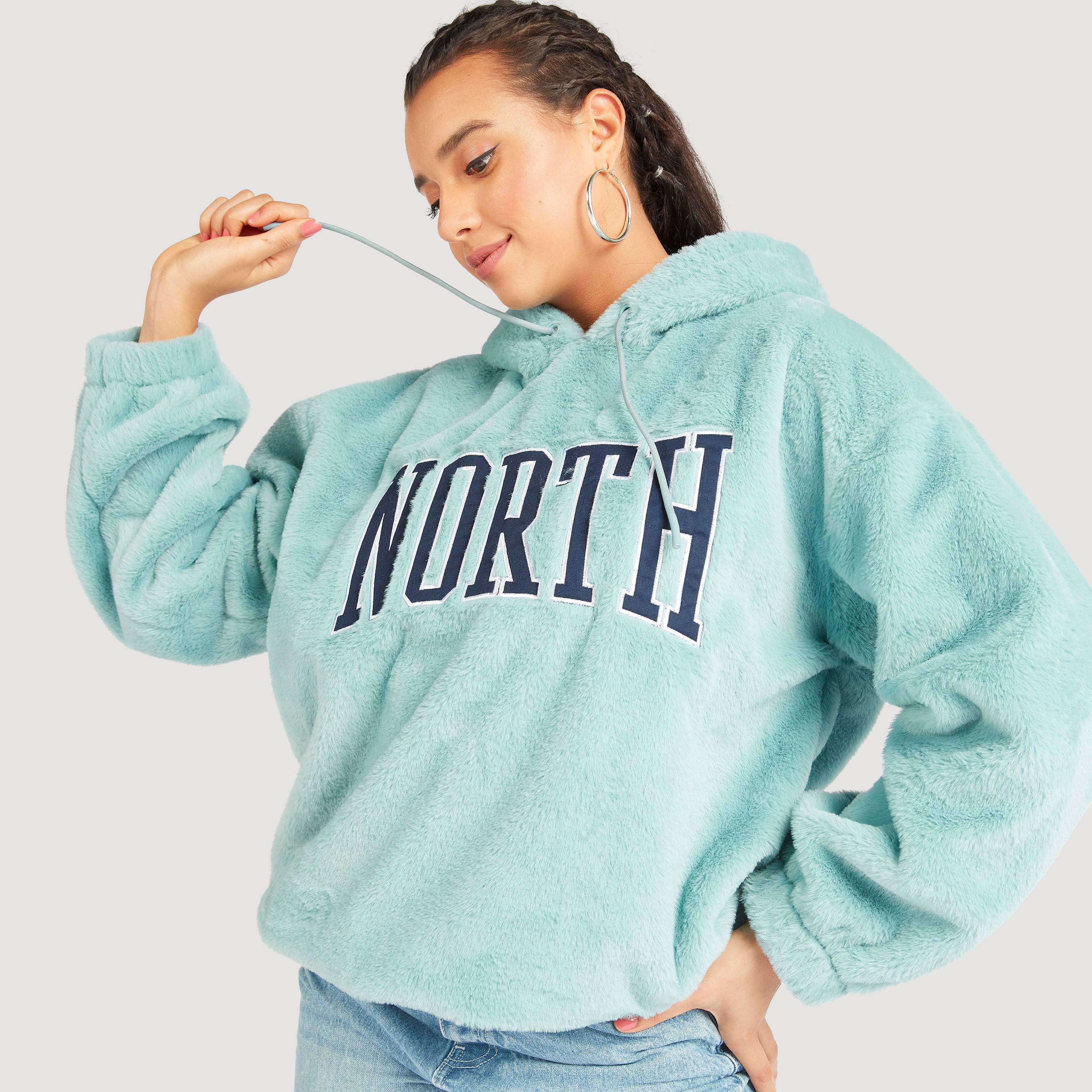 سويت شيرت بارز الملمس بأكمام طويلة وقبعة-women-winterwear-hoodiesandsweatshirts-hoodies-image-5