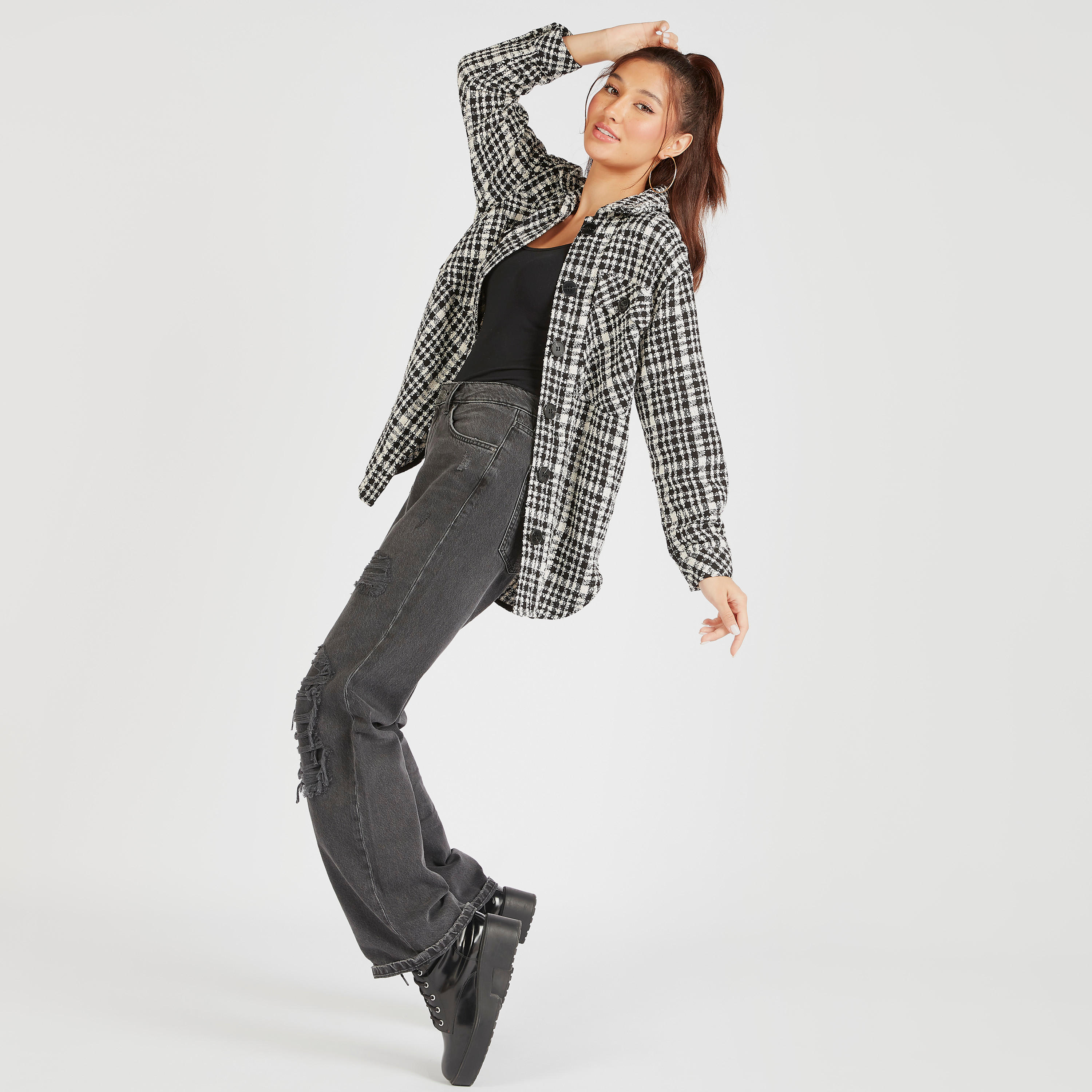 Checked Long Sleeves Jacket with Collar and Pockets-women-winterwear-coatsandjackets-jackets-image-2