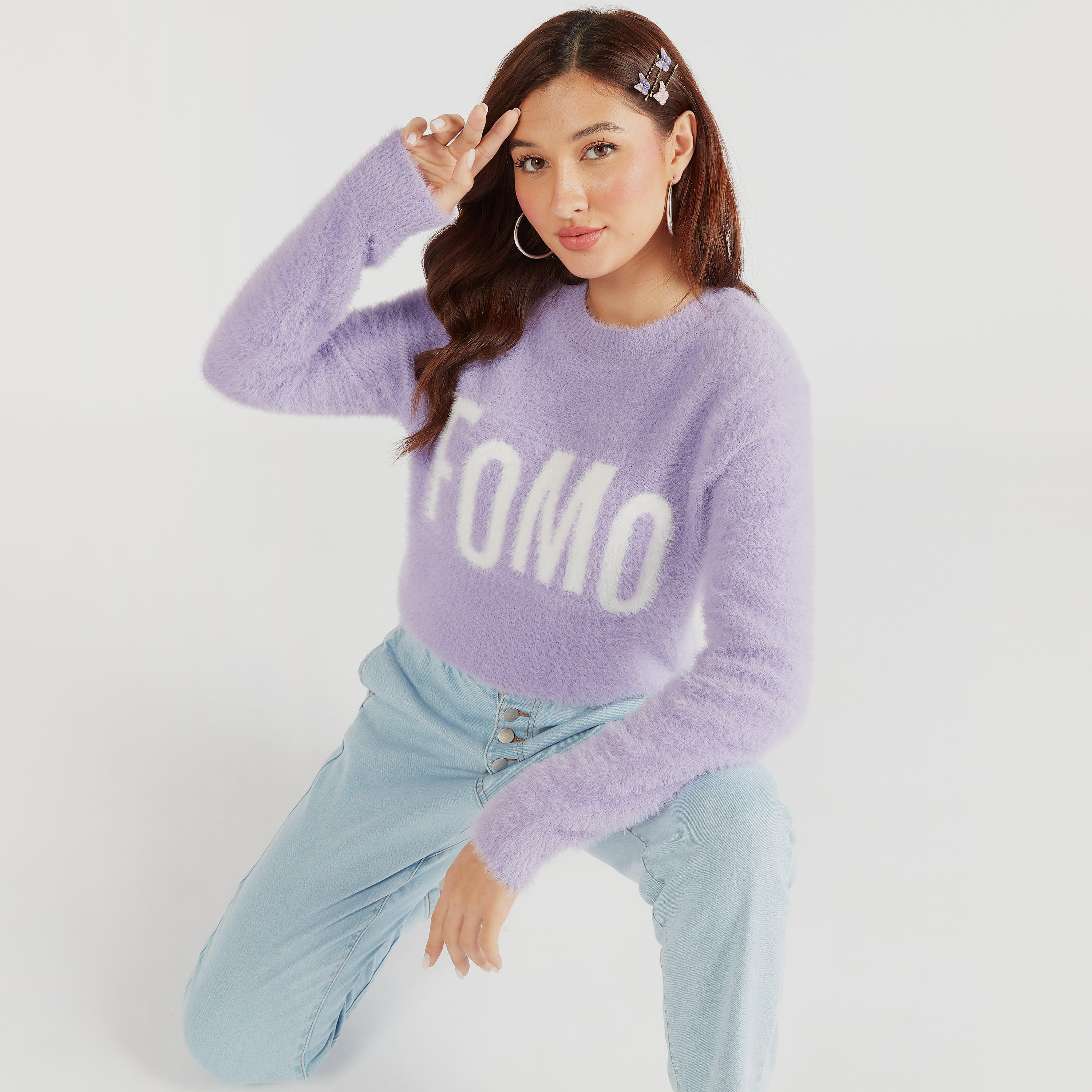 كنزة بياقة ضيقة وأكمام طويلة وملمس فرو بارز-women-clothing-cardigansandjumpers-jumpers-image-1