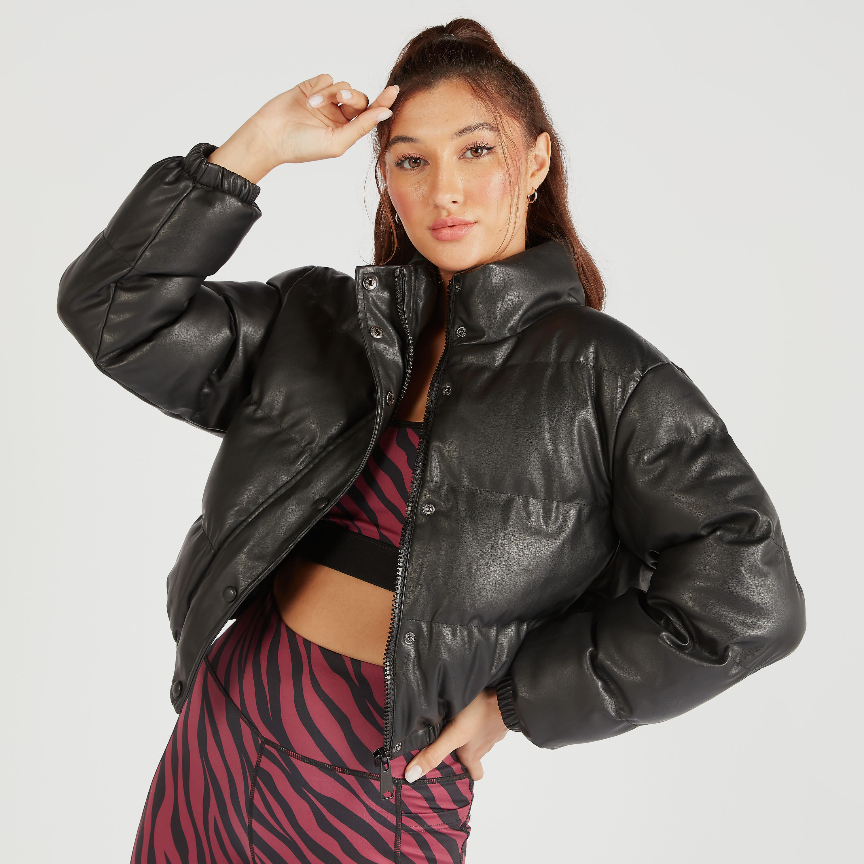 جاكيت منفوخ مبطّن بسحّاب إغلاق وجيوب-women-winterwear-coatsandjackets-jackets-image-3