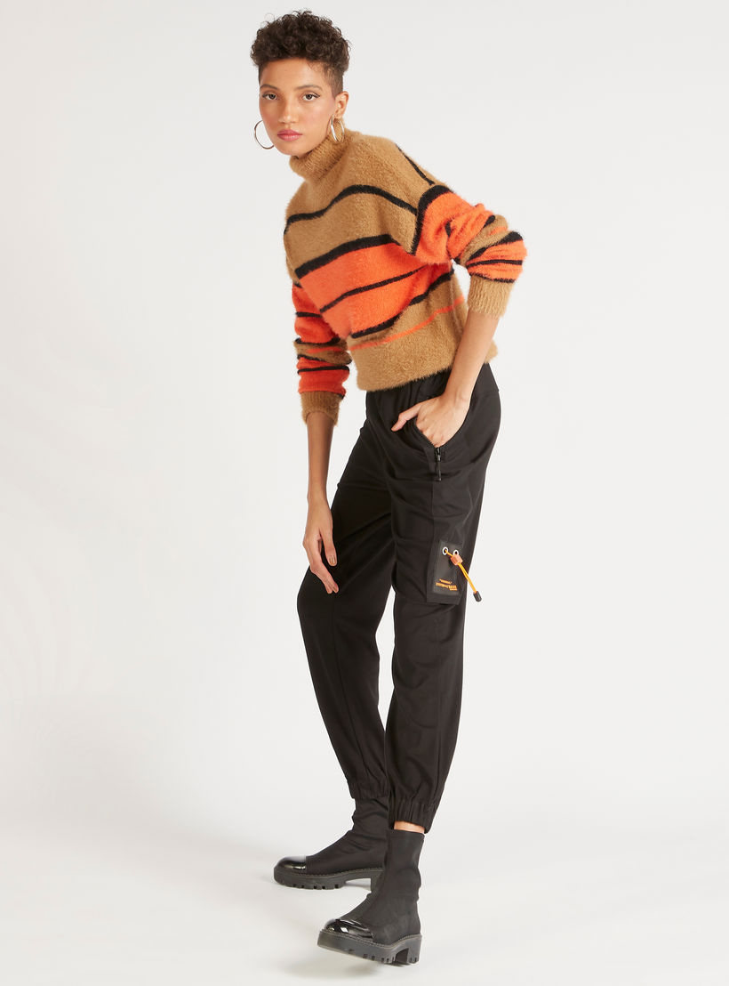 بنطلون رياضي بقصّة مريحة وخصر مرتفع ورباط إغلاق-women-clothing-bottoms-joggers-image-4
