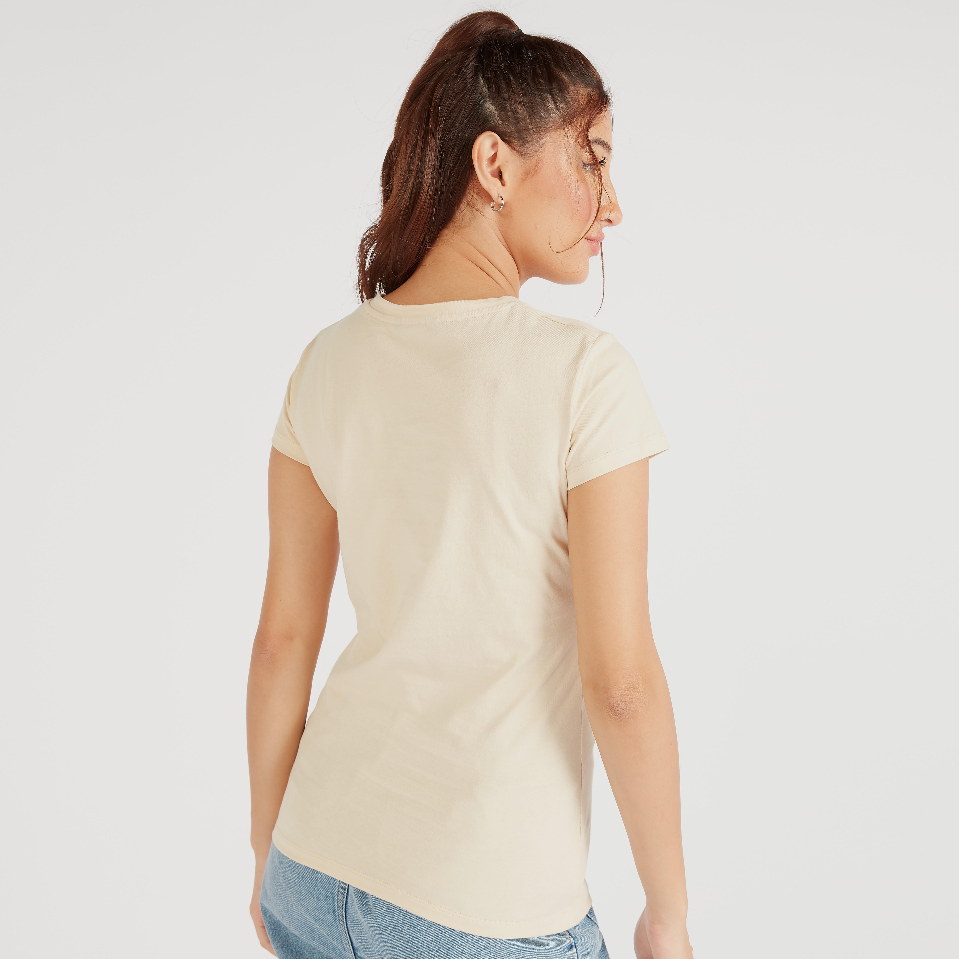 تيشيرت بياقة ضيّقة وأكمام كاب وطَبعات-women-clothing-tshirts-image-2