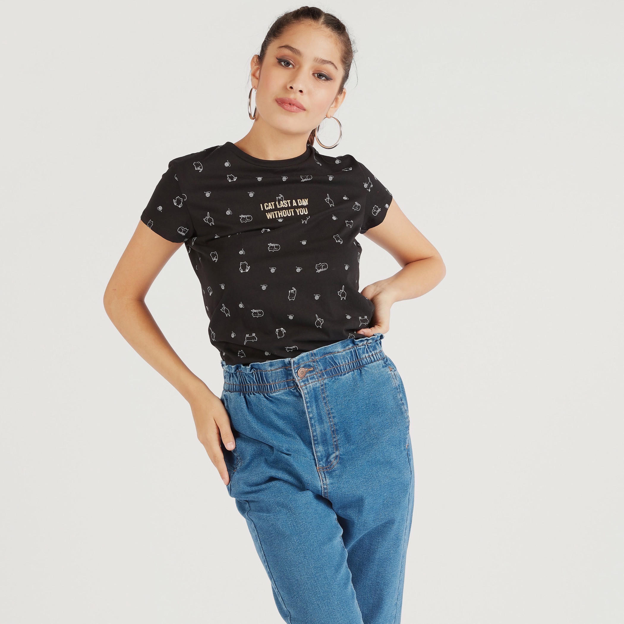 تيشيرت بياقة ضيّقة وأكمام كاب وطَبعات-women-clothing-tshirts-image-1