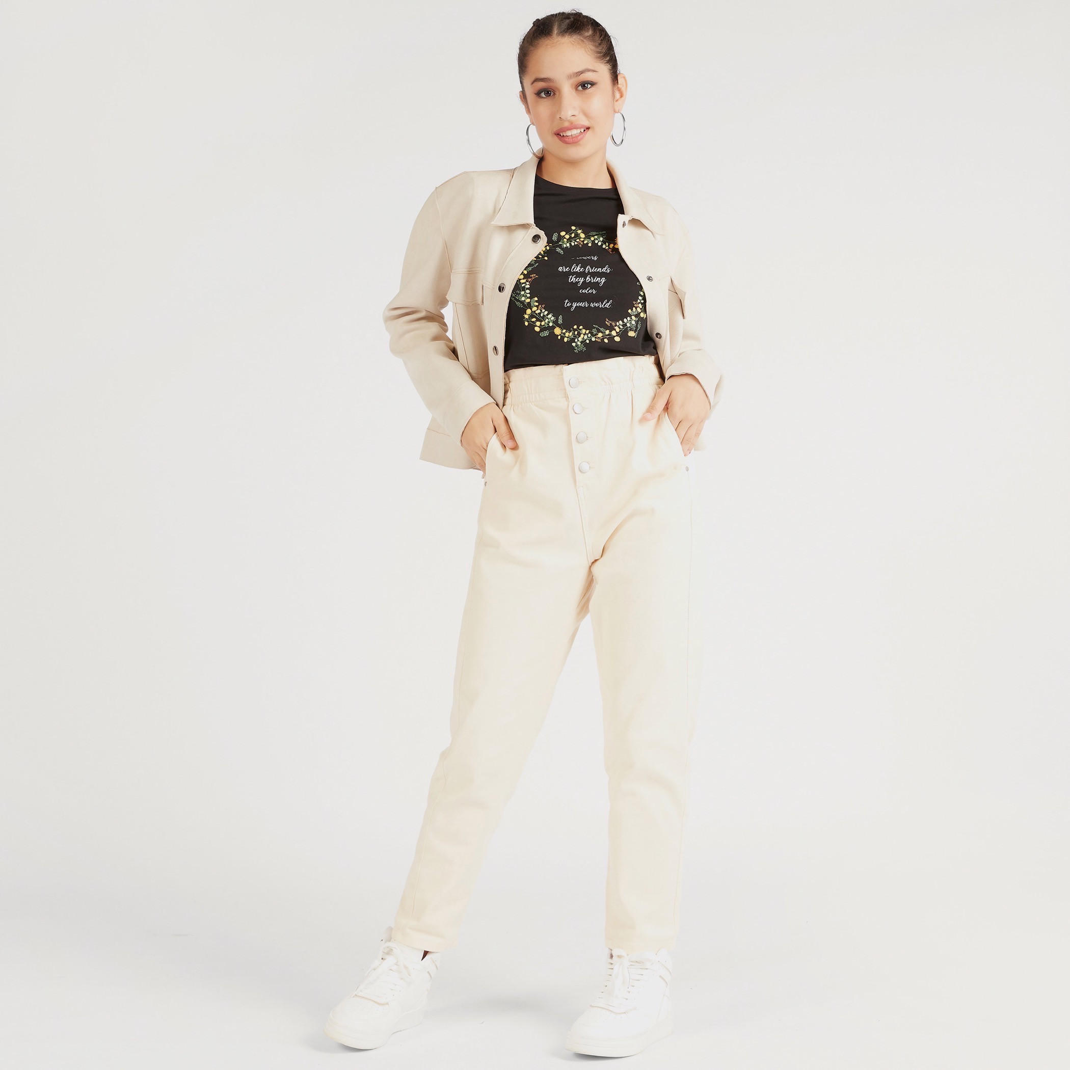تيشيرت بياقة ضيقة وأكمام كاب وطبعات جرافيك-women-clothing-tshirts-image-2