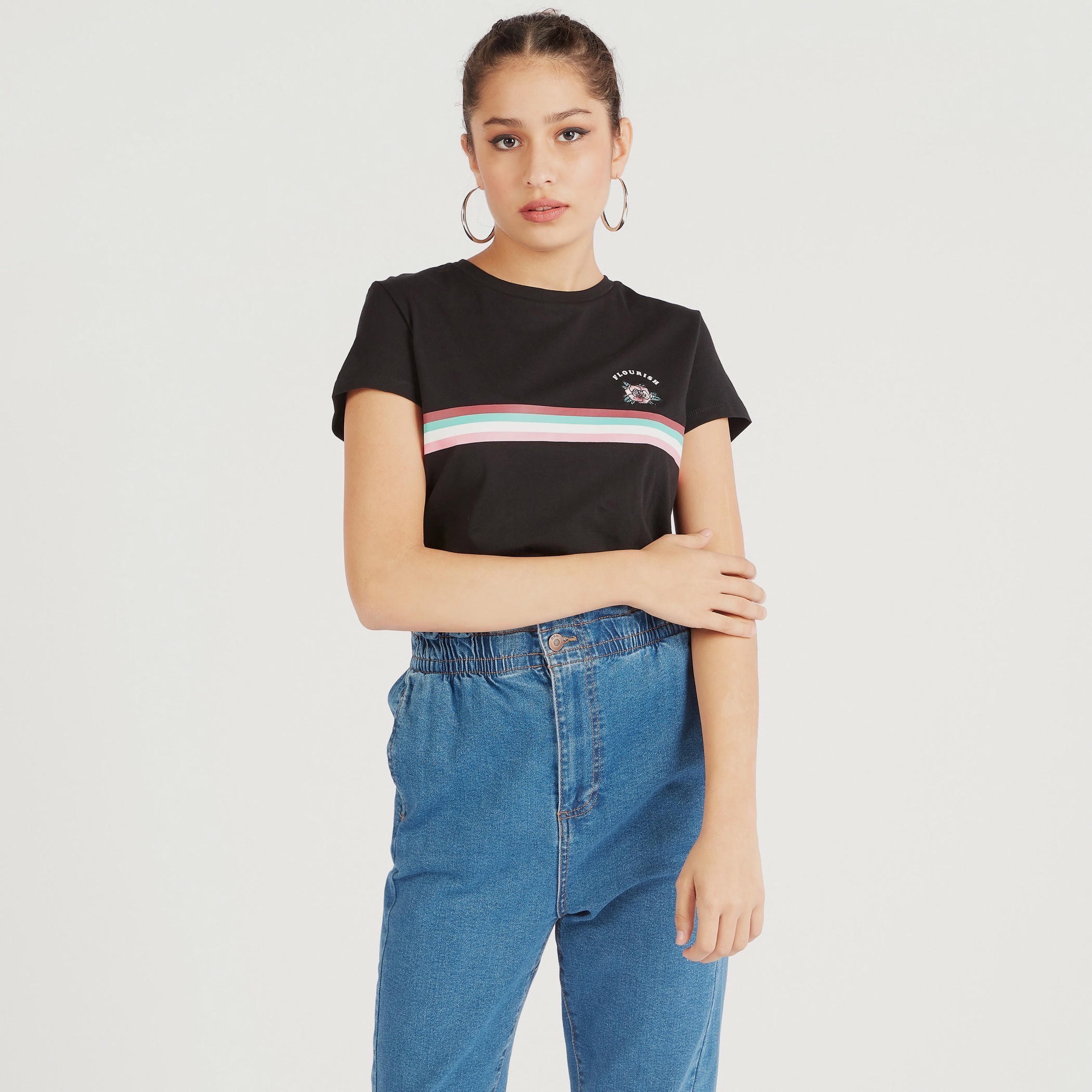 تيشيرت بياقة ضيّقة وأكمام كاب وطَبعات-women-clothing-tshirts-image-1