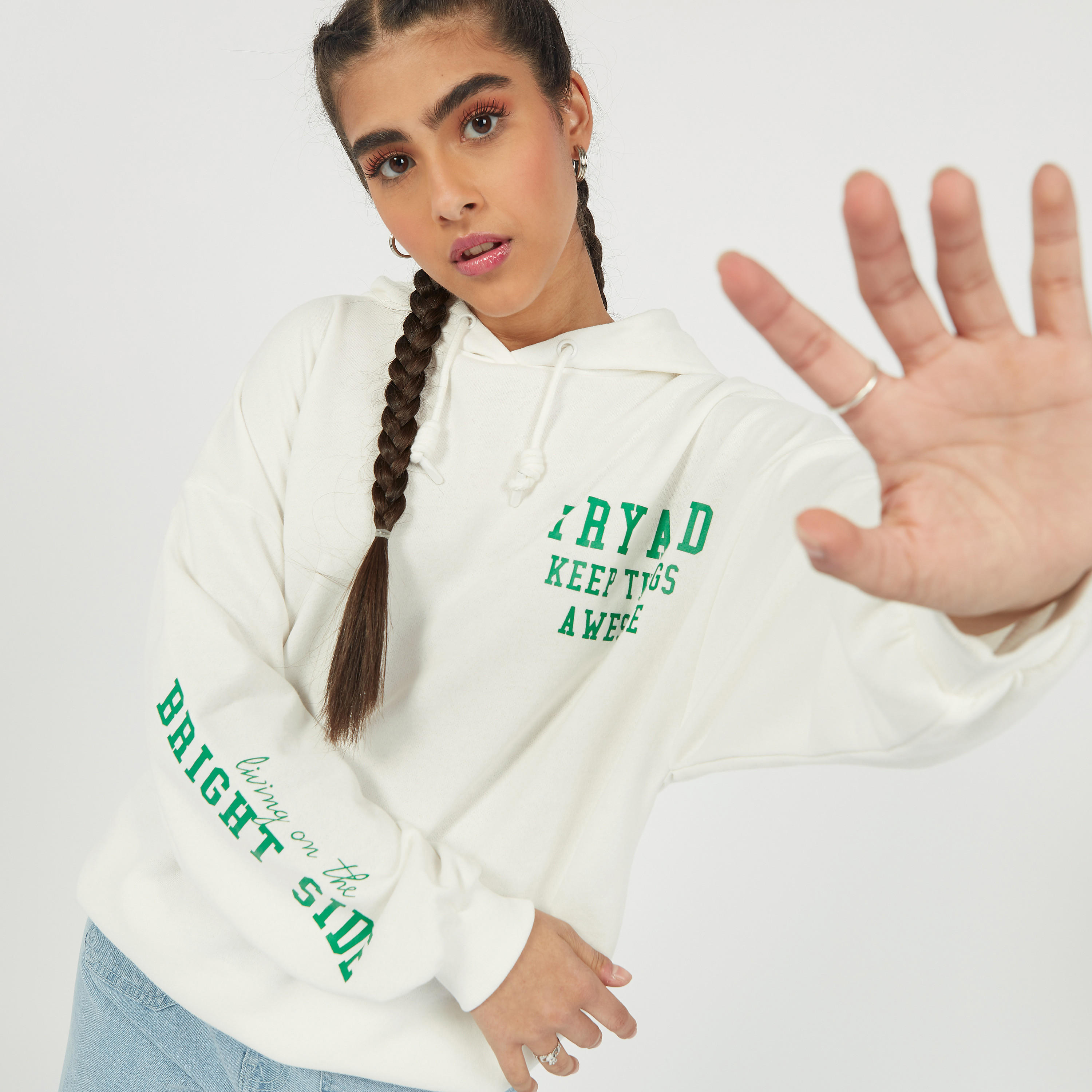سويت شيرت بأكمام طويلة وقبّعة وطبعات-women-clothing-hoodiesandsweatshirts-hoodies-image-1