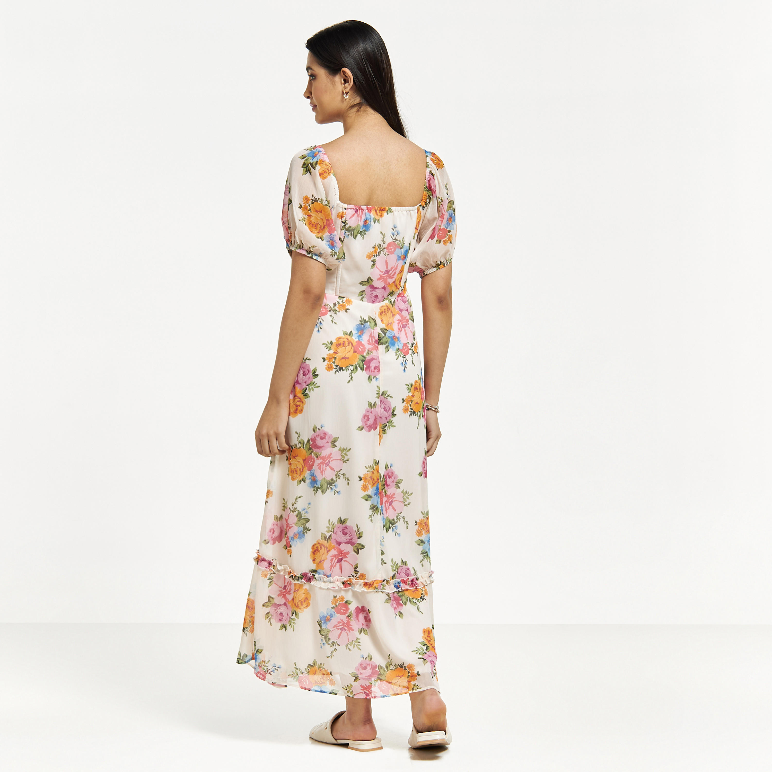 فستان طويل بياقة سويت هارت وطبعات أزهار-women-clothing-dresses-image-7