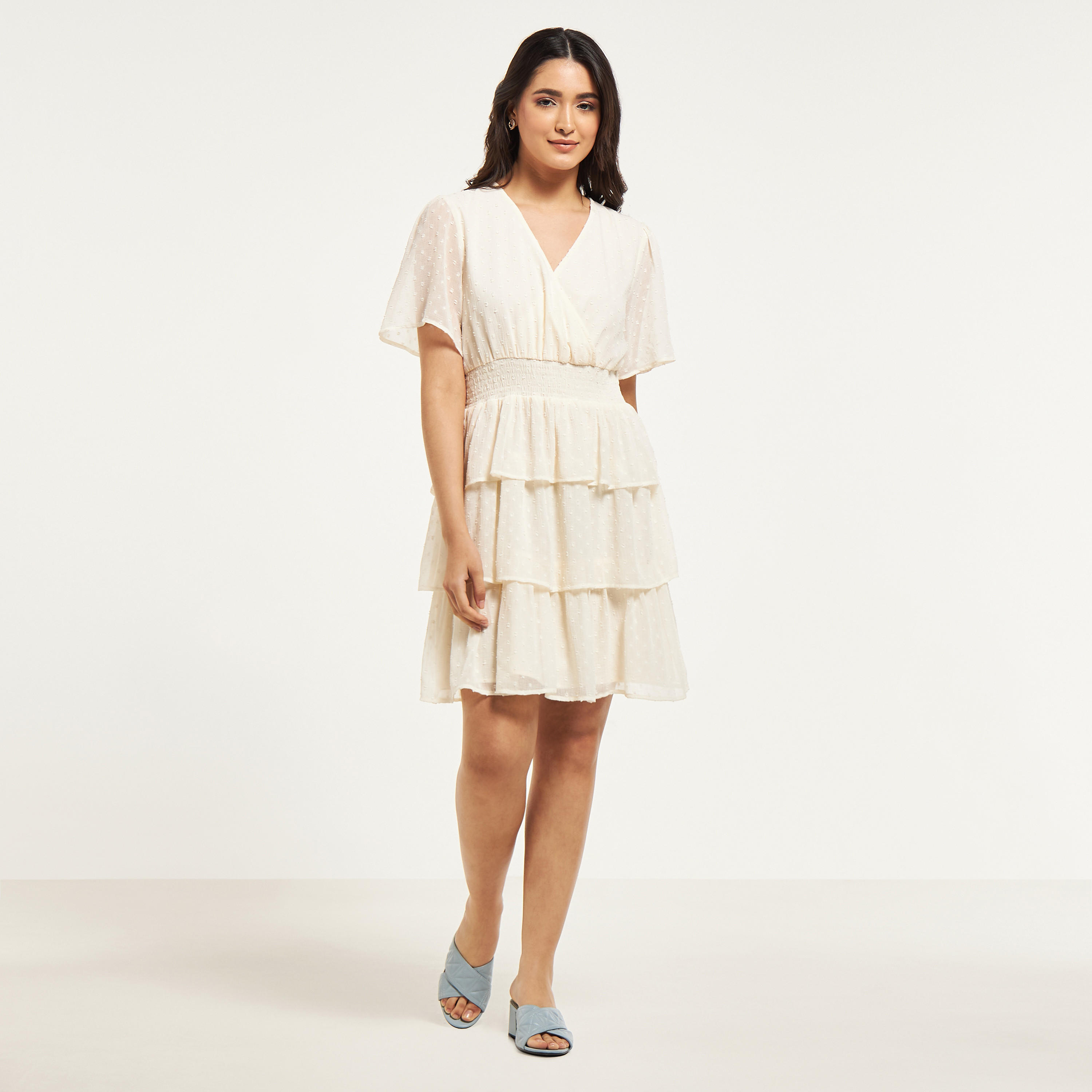 فستان قصير متعدد الطبقات بخصر كشكش وأكمام واسعة-women-clothing-dresses-image-5