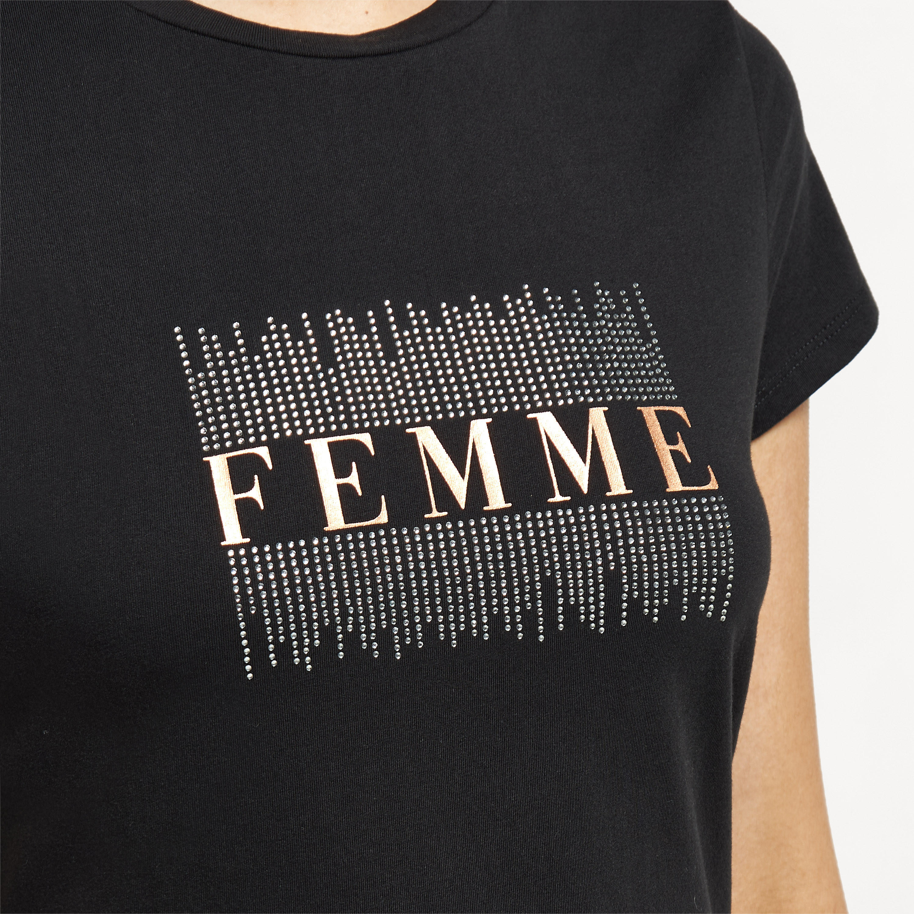تيشيرت مزيّن بياقة ضيقة وأكمام قصيرة-women-clothing-tshirts-image-4