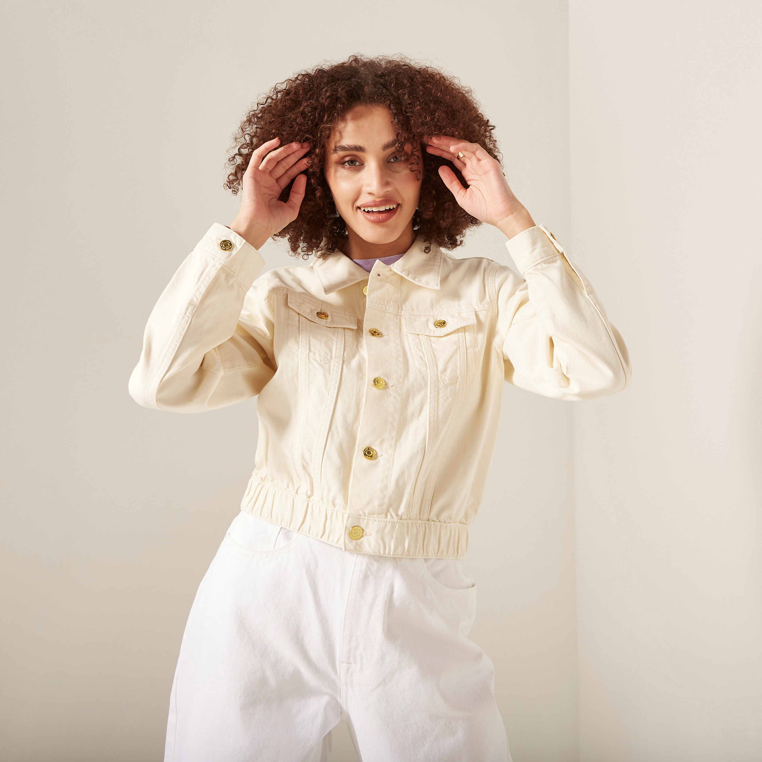 جاكيت تراكر دنيم سادة بجيوب من لي كوبر-women-winterwear-coatsandjackets-jackets-image-4