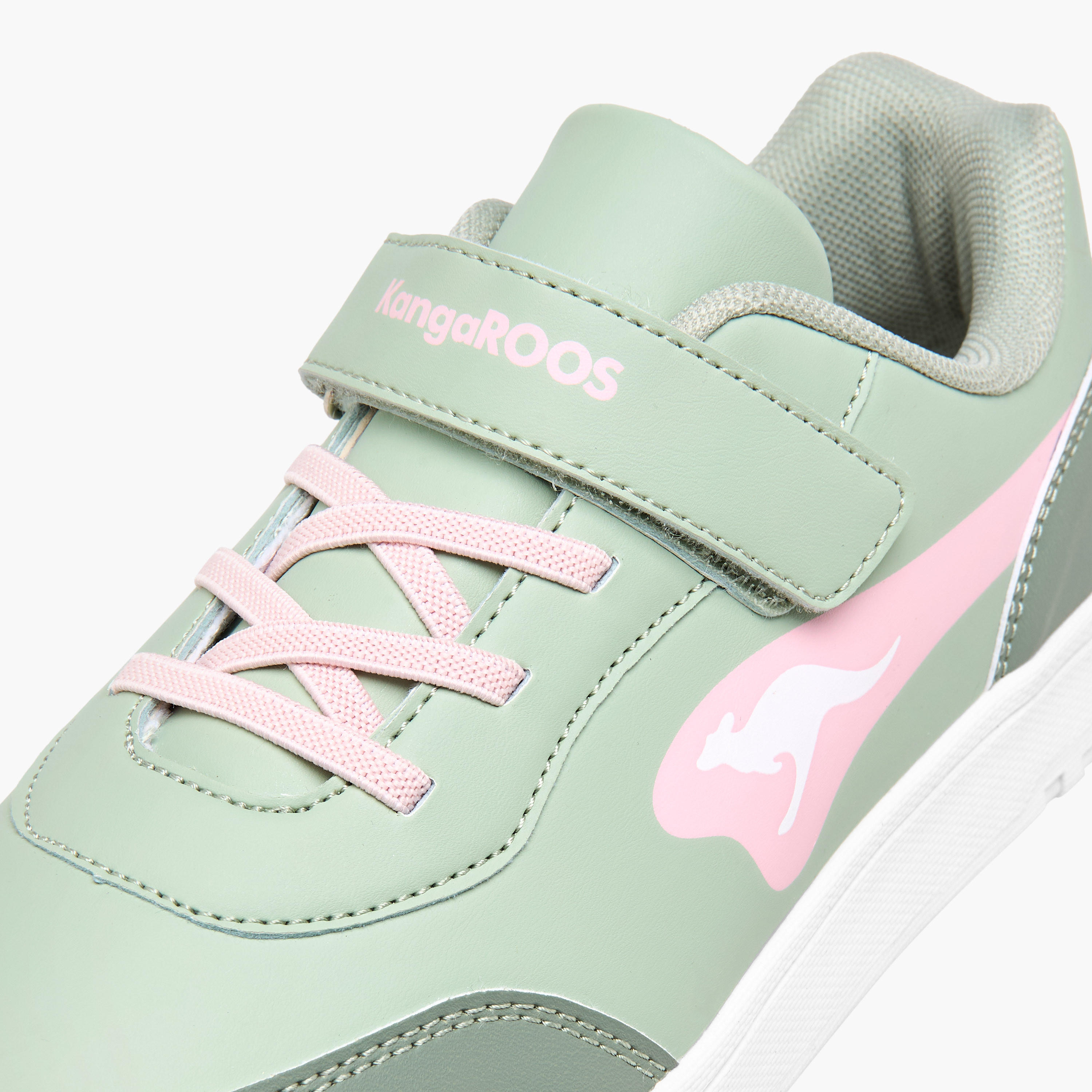 حذاء سنيكرز بشريط إغلاق لاصق للنساء من كانغاروز-women-shoes-sneakers-image-4