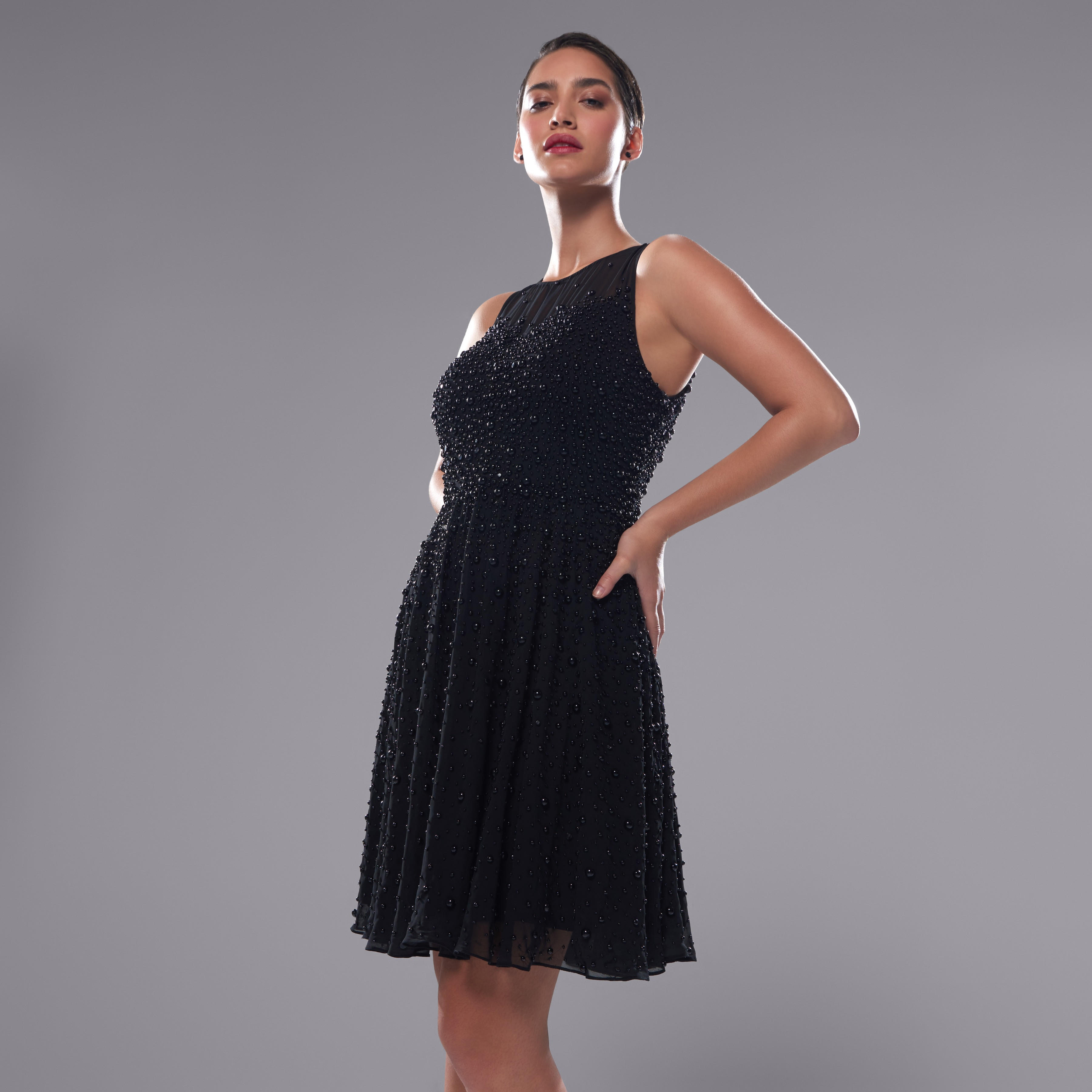 فستان قصير مزين دون أكمام-women-clothing-dresses-image-2