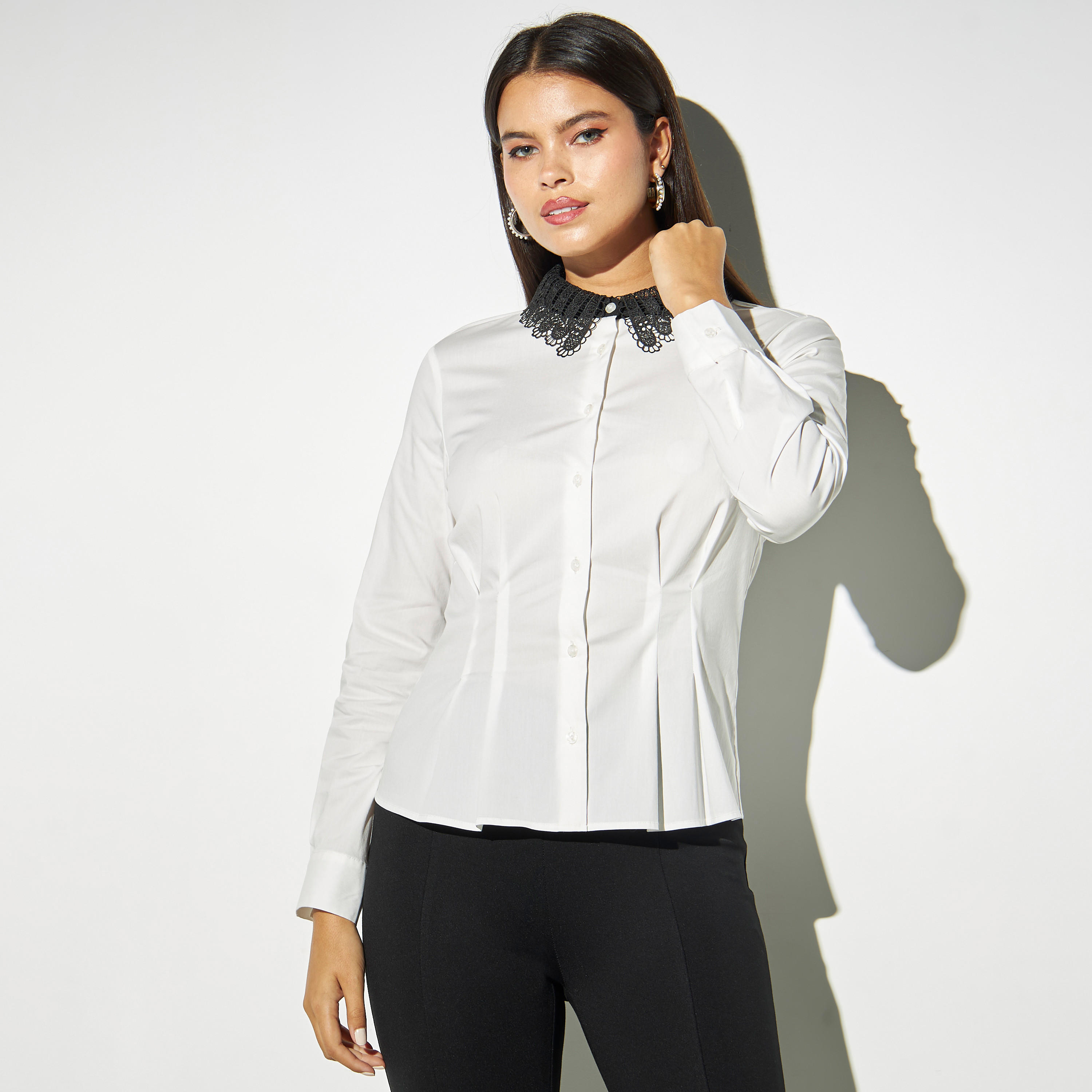 قميص بياقة دانتيل بأكمام طويلة-women-clothing-shirtsandblouses-shirts-image-1