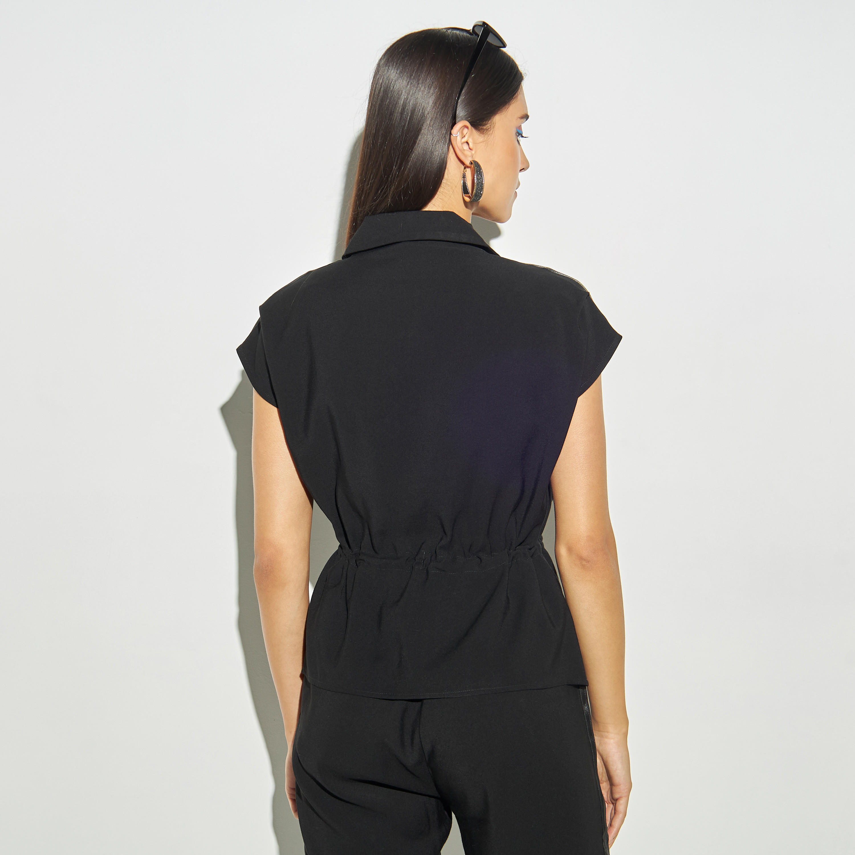 قميص سادة بتفاصيل رباط وجيوب-women-clothing-shirtsandblouses-shirts-image-3