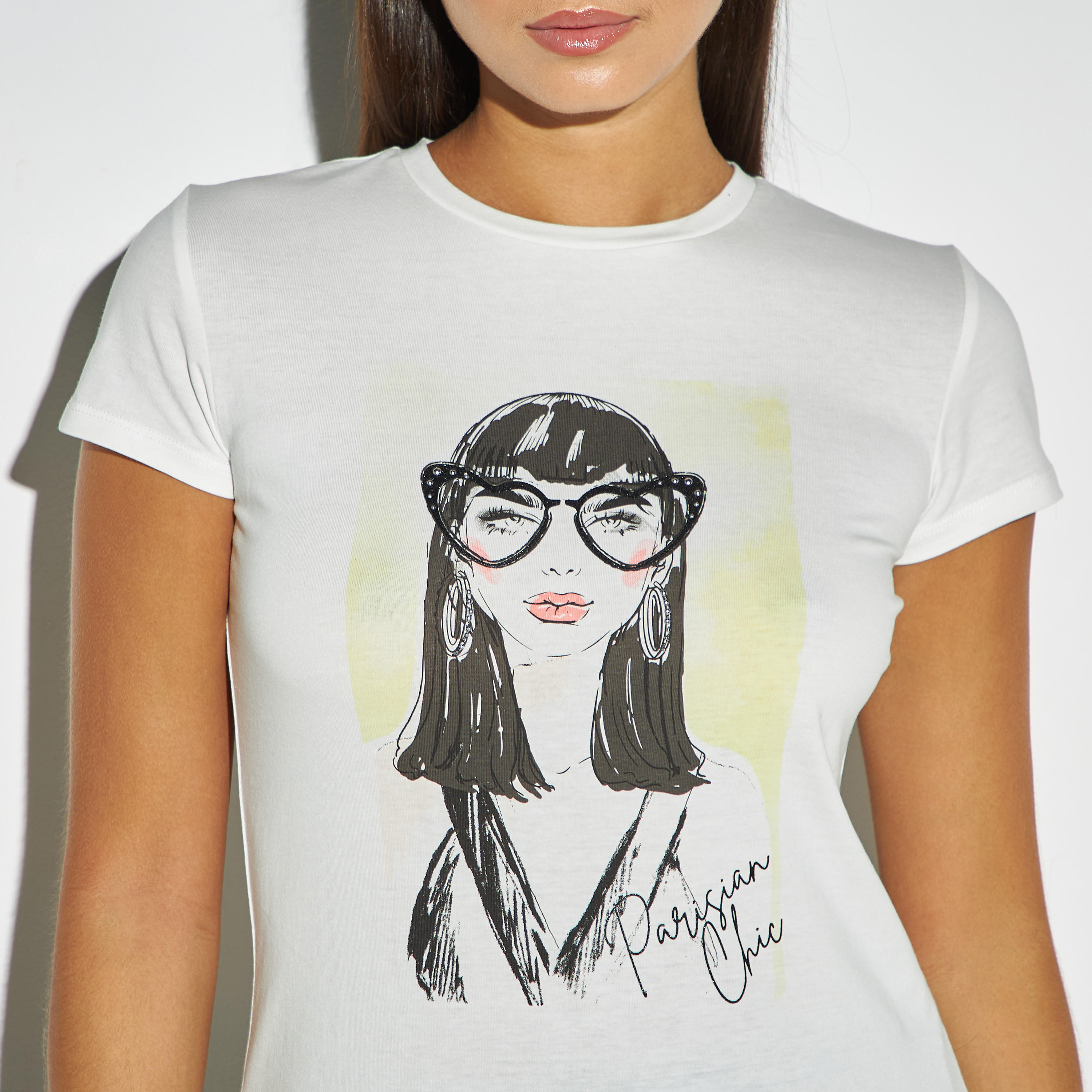 تيشيرت بياقة ضيّقة وأكمام قصيرة وطبعات-women-clothing-tshirts-image-4