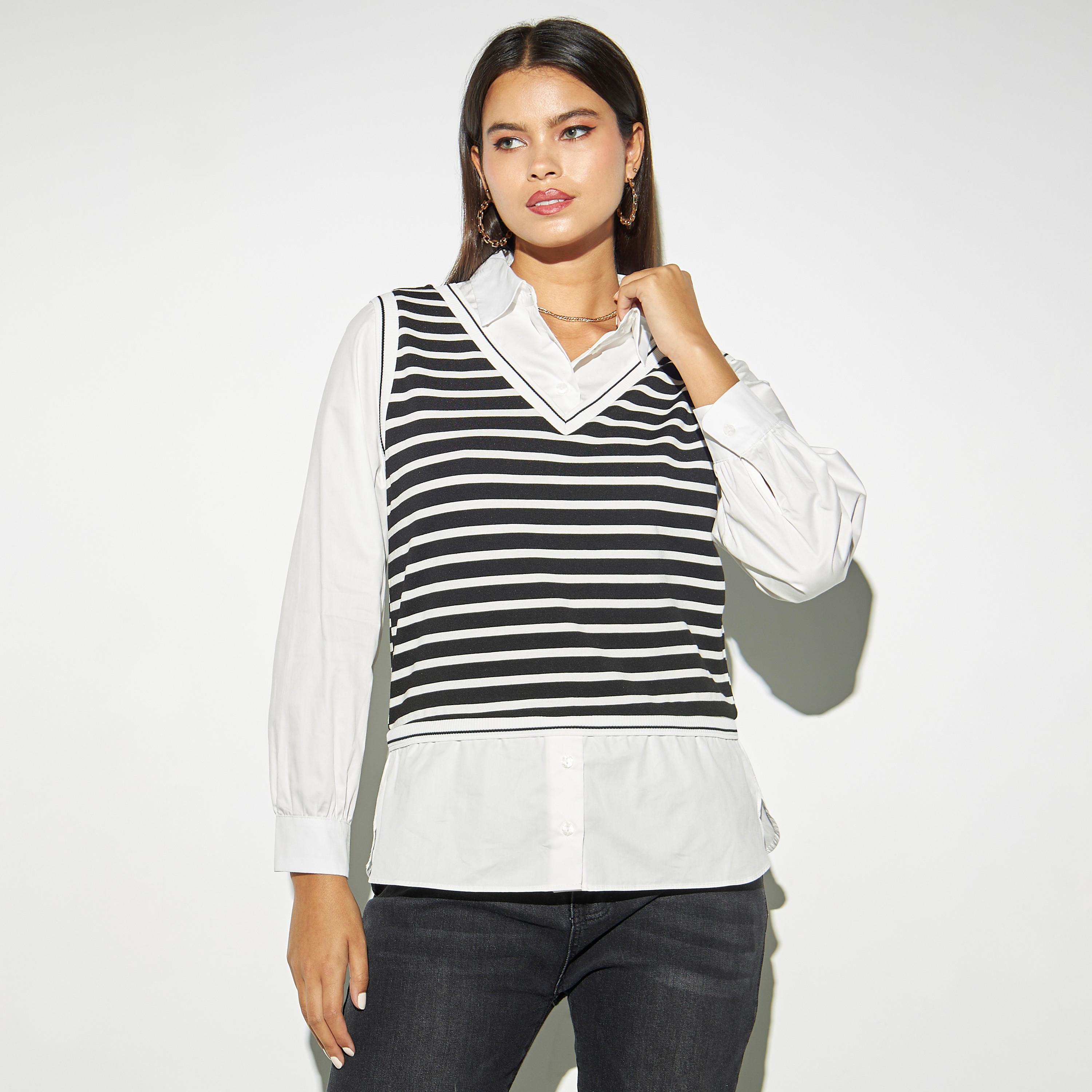 بلوزة مخططة بأكمام طويلة-women-clothing-shirtsandblouses-blouses-image-1
