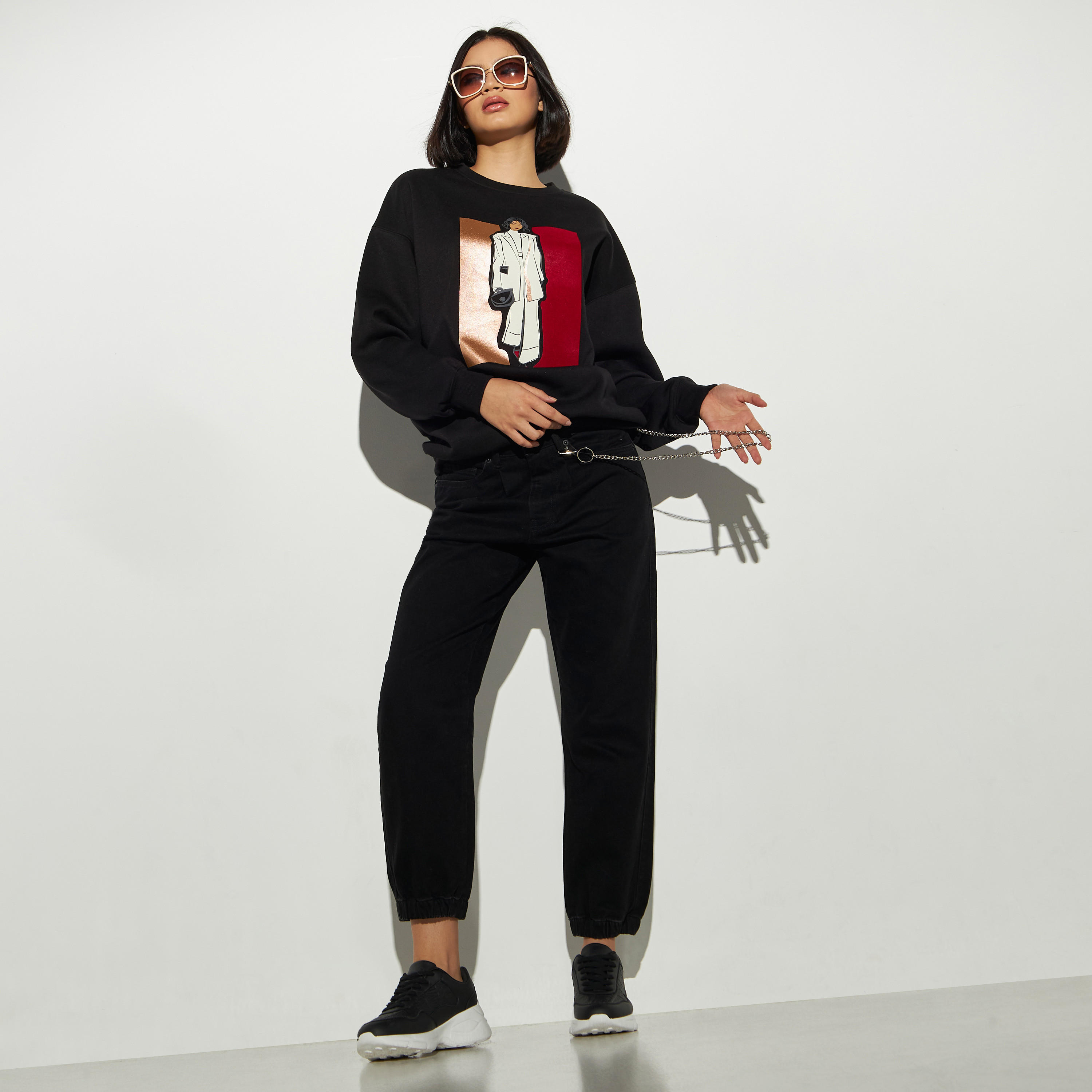 بنطلون جينز سادة بجيوب وزينة سلسلة قابلة للفصل-women-clothing-bottoms-jeans-image-3