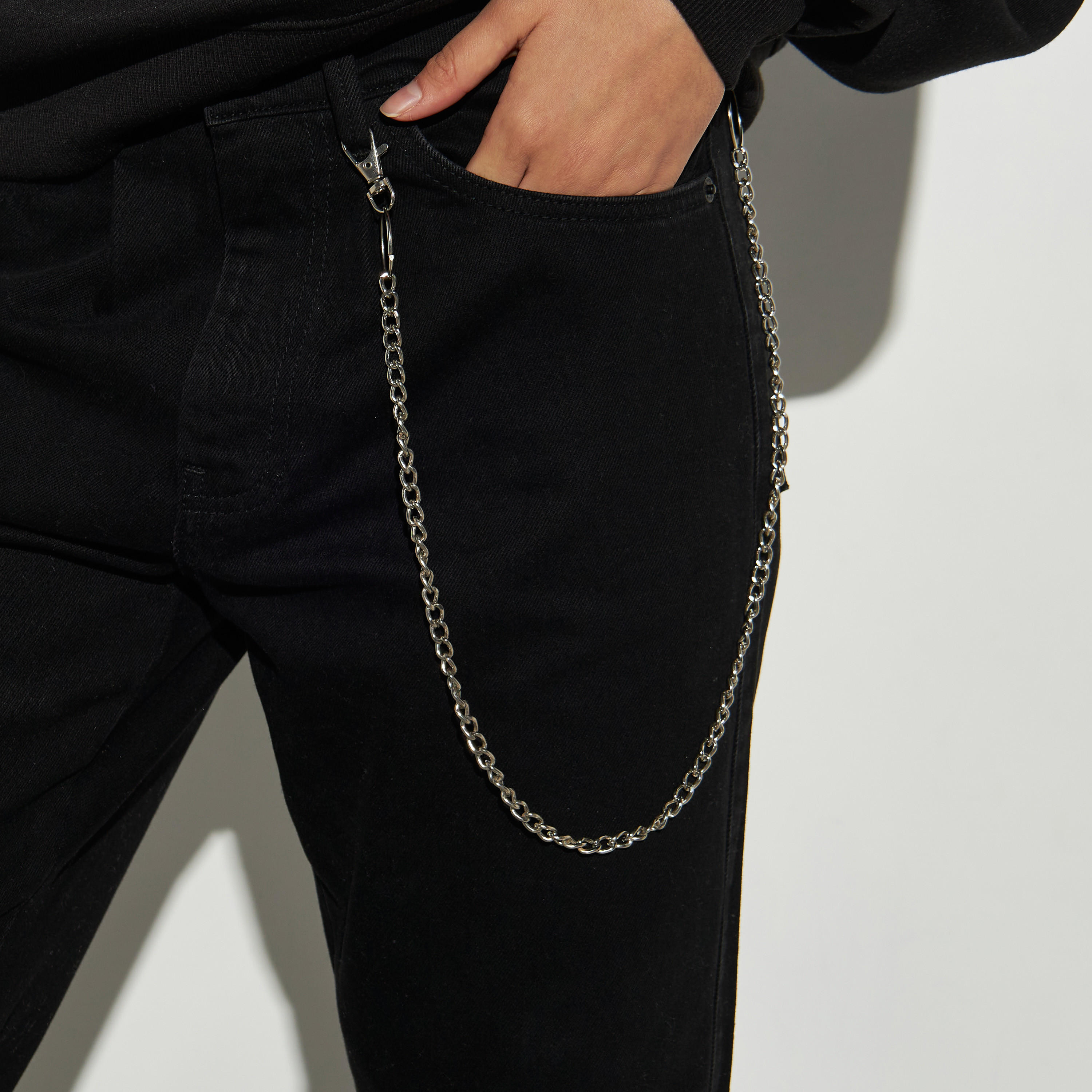 بنطلون جينز سادة بجيوب وزينة سلسلة قابلة للفصل-women-clothing-bottoms-jeans-image-1