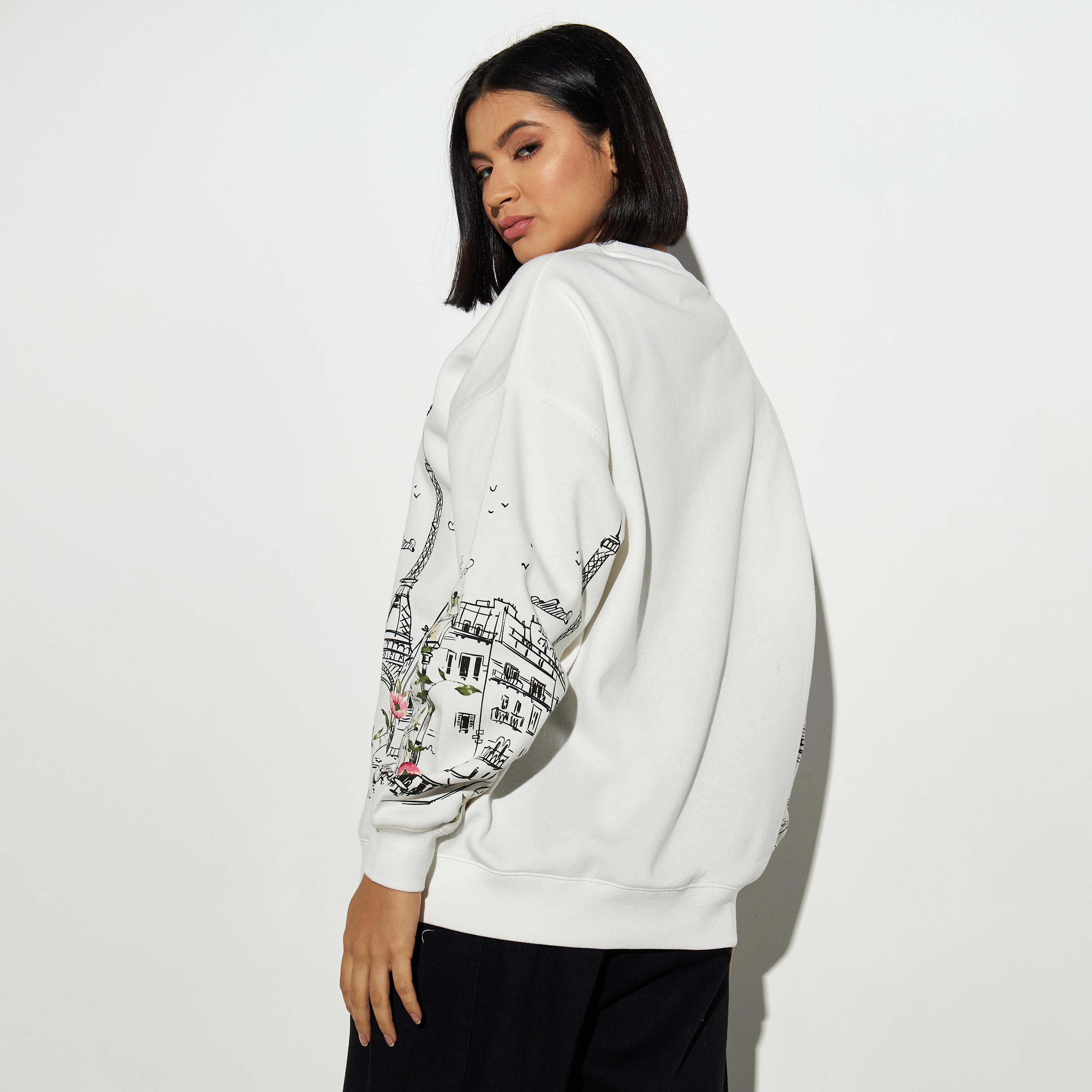 سويت شيرت بأكمام طويلة وطبعات-women-winterwear-hoodiesandsweatshirts-sweatshirts-image-3
