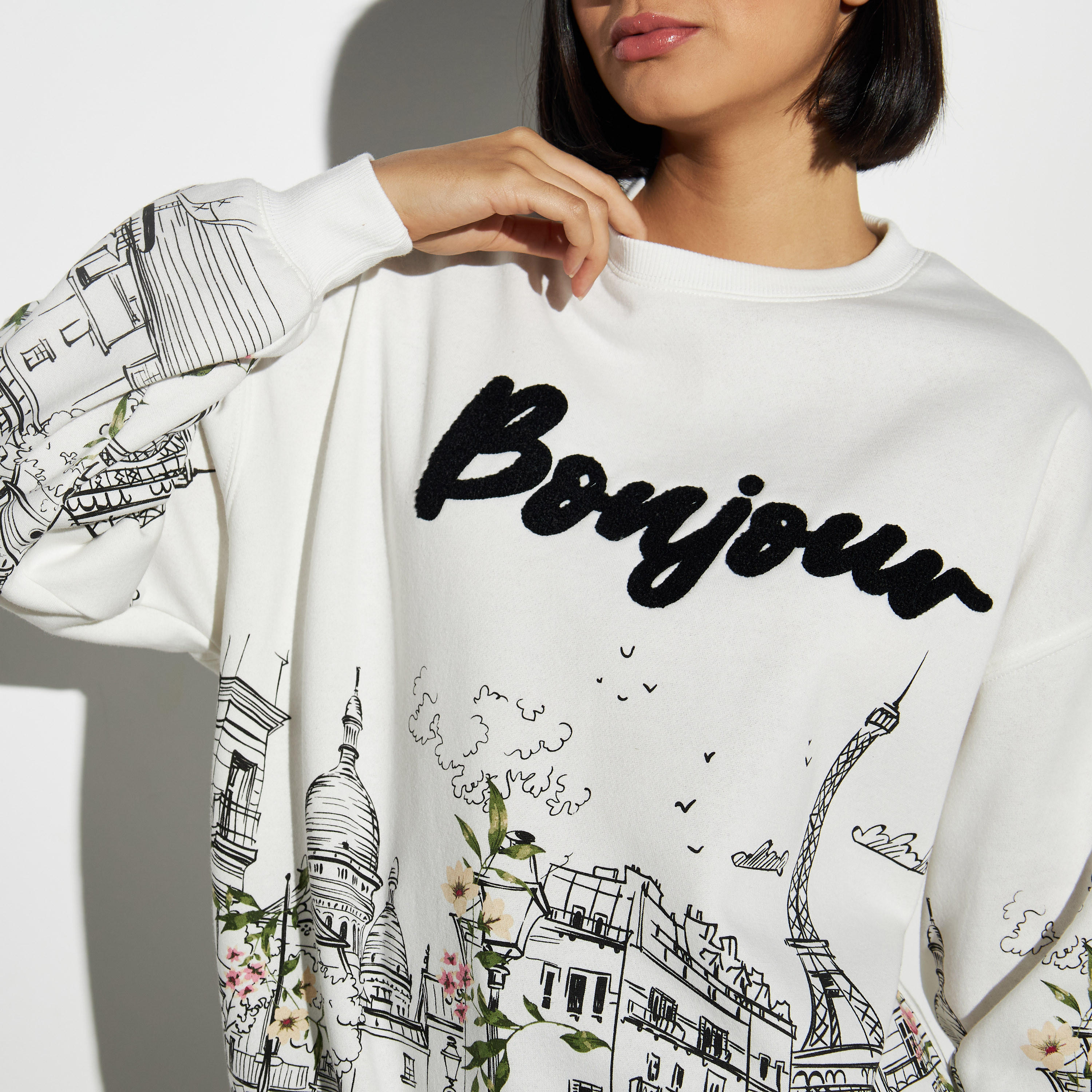 سويت شيرت بأكمام طويلة وطبعات-women-winterwear-hoodiesandsweatshirts-sweatshirts-image-4