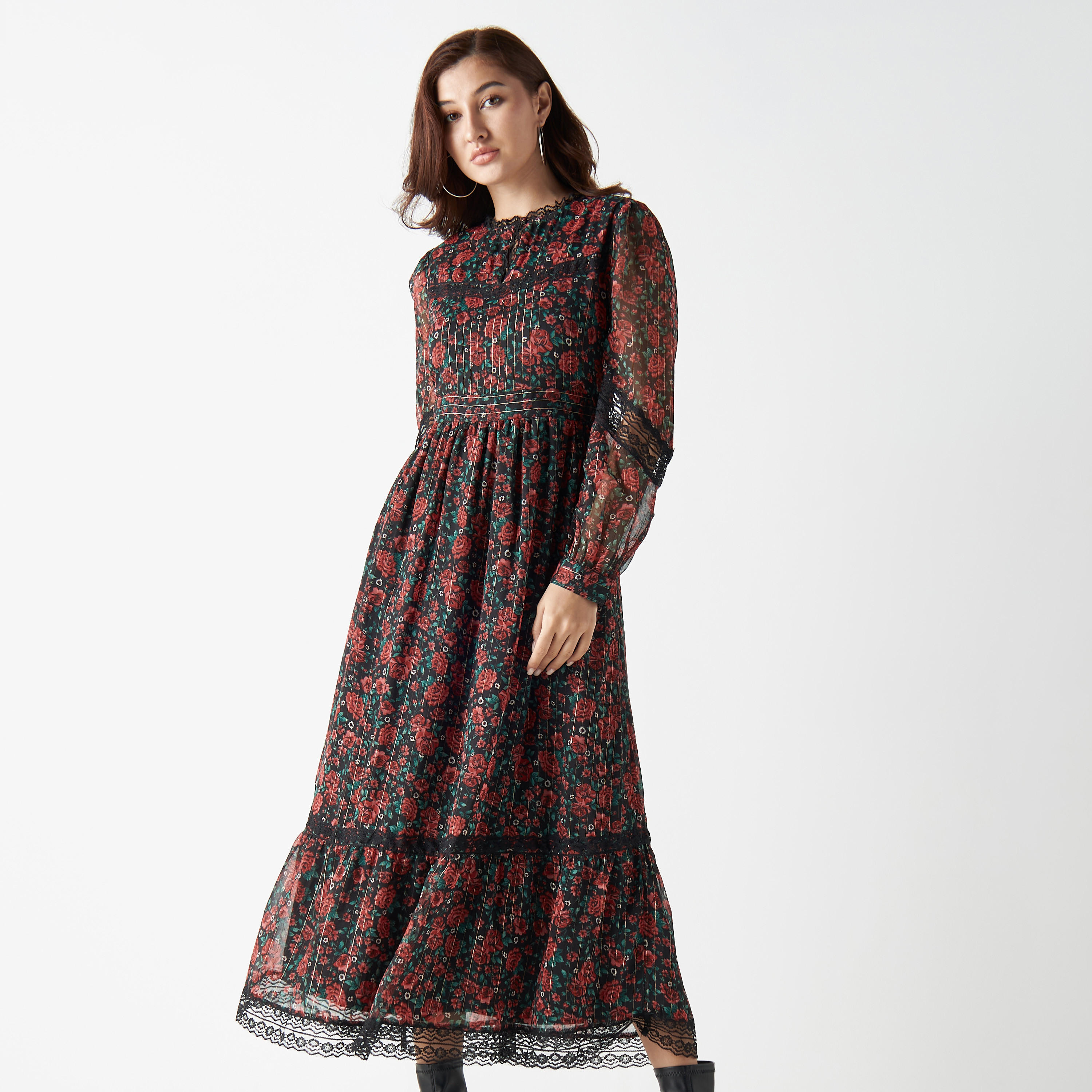 فستان متعدد الطبقات بطبعات أزهار وأكمام طويلة وطبقة شبكية-women-clothing-dresses-image-1