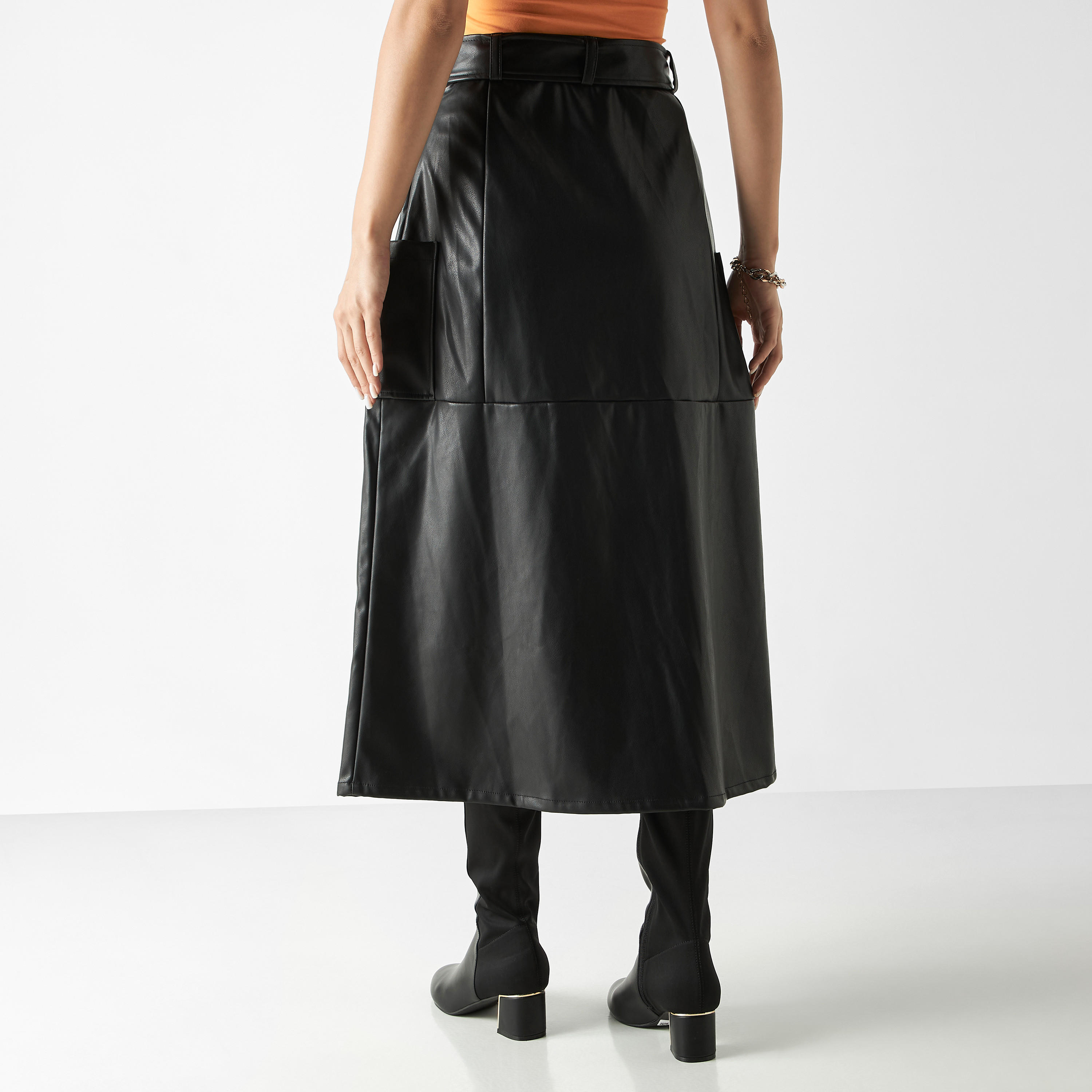 تنورة سادة بأزرار وجيوب وحزام-women-clothing-bottoms-skirts-image-2