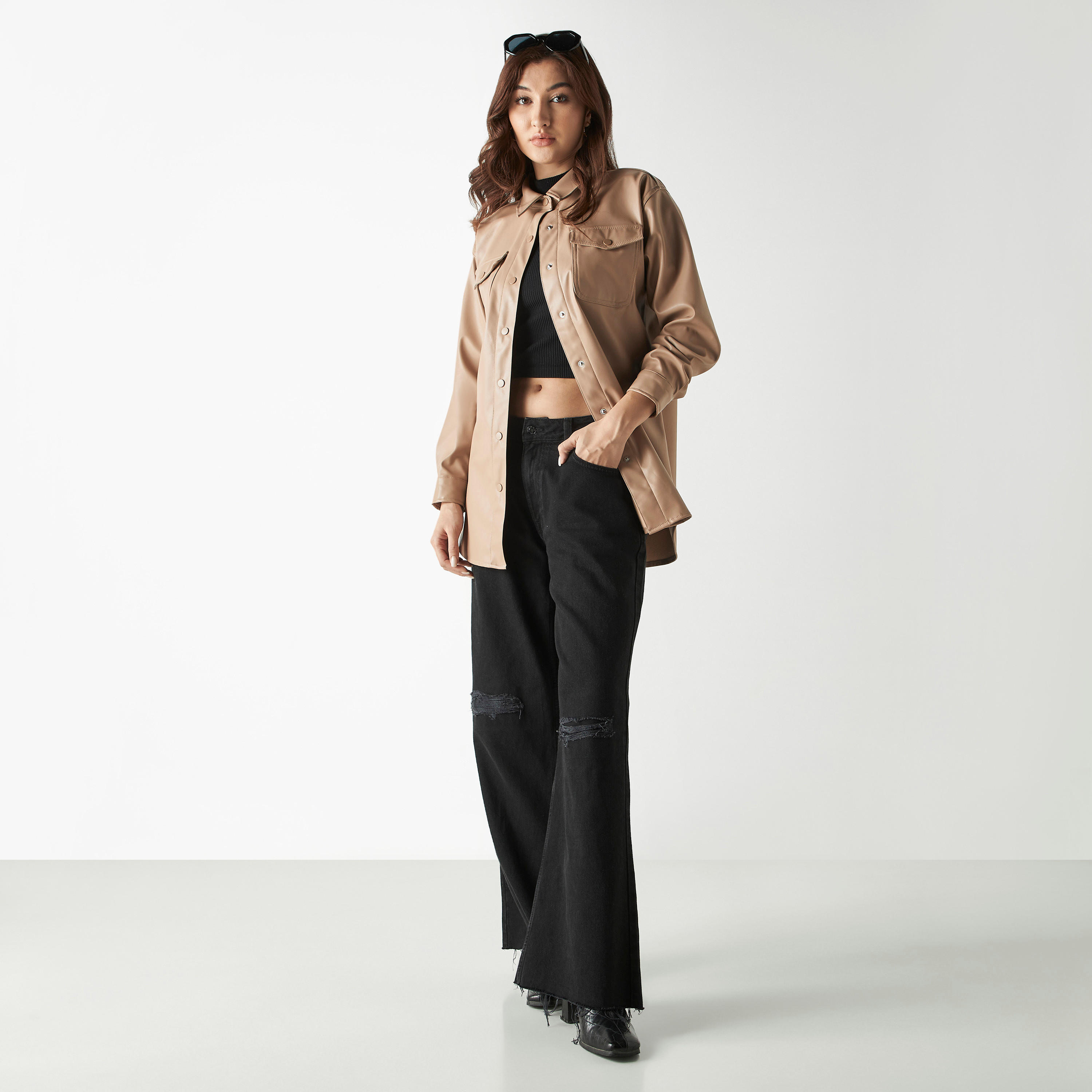 Solid Shacket with Pockets and Long Sleeves-women-winterwear-coatsandjackets-jackets-image-2